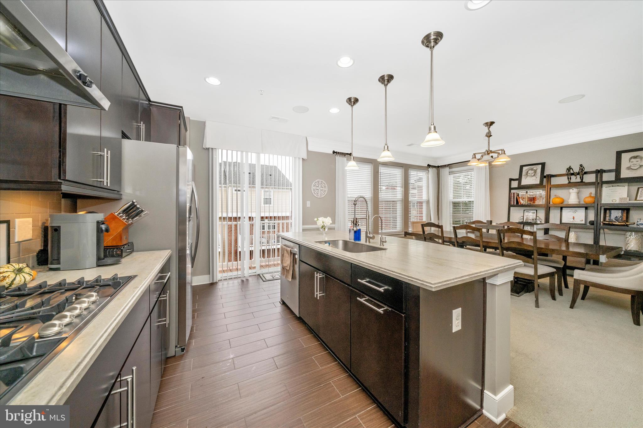 SUMMIT HALL RESERVE - Residential