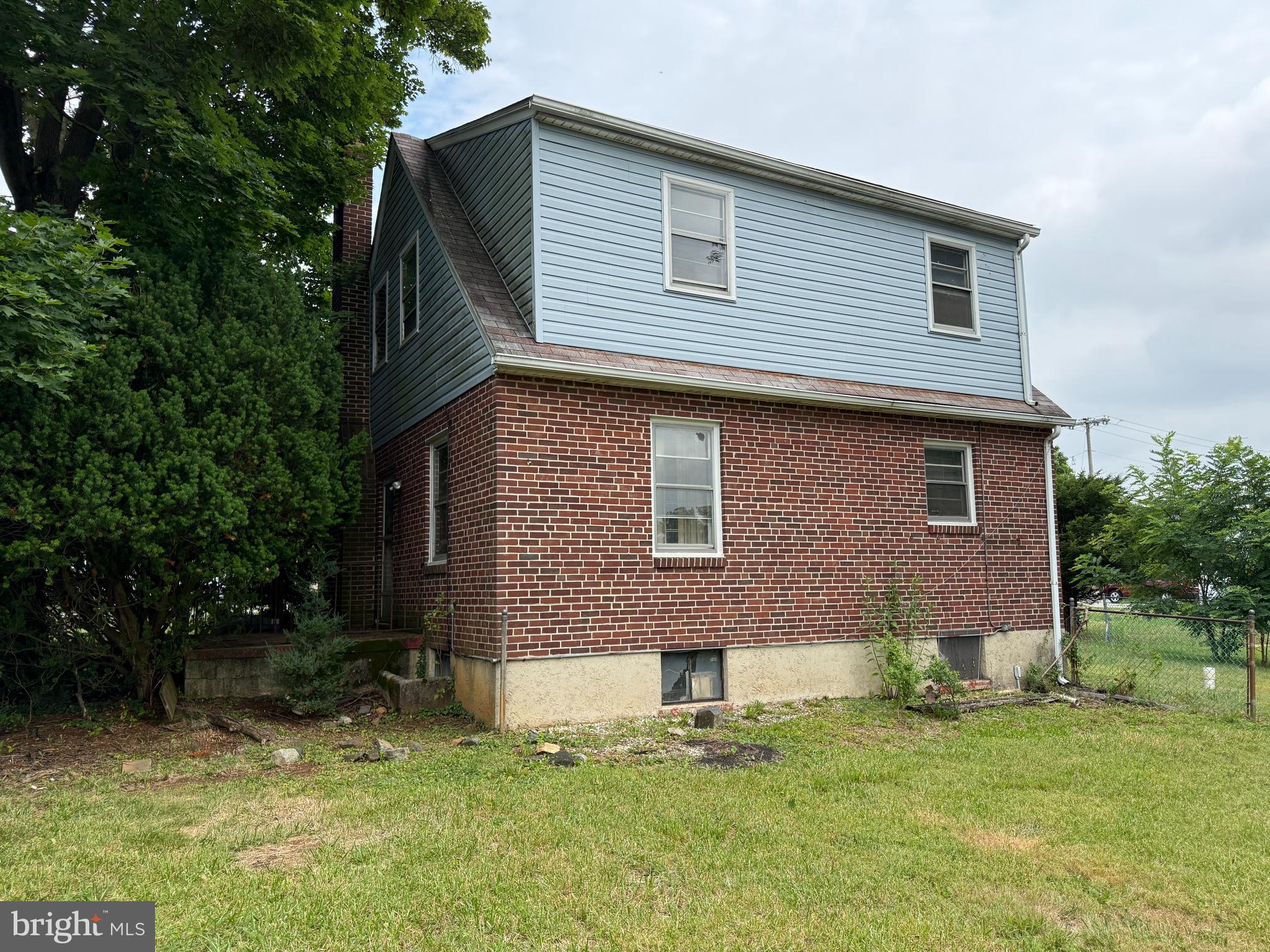 2100 SAINT LUKES LANE