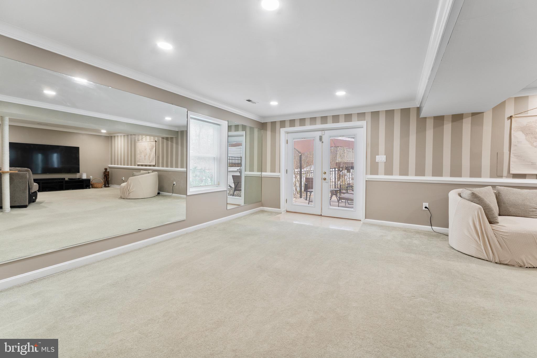 STONE HILL ESTATES - Residential