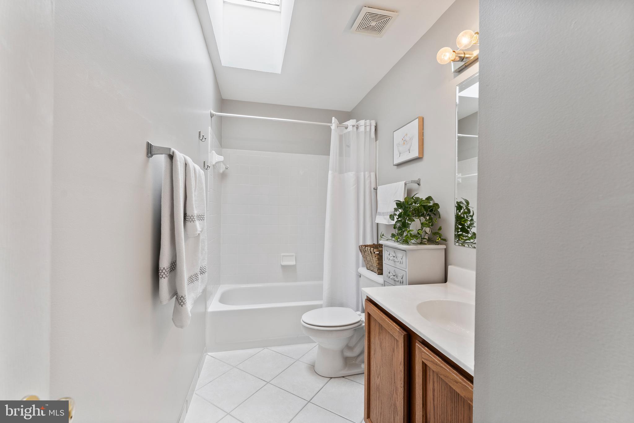 STONE HILL ESTATES - Residential