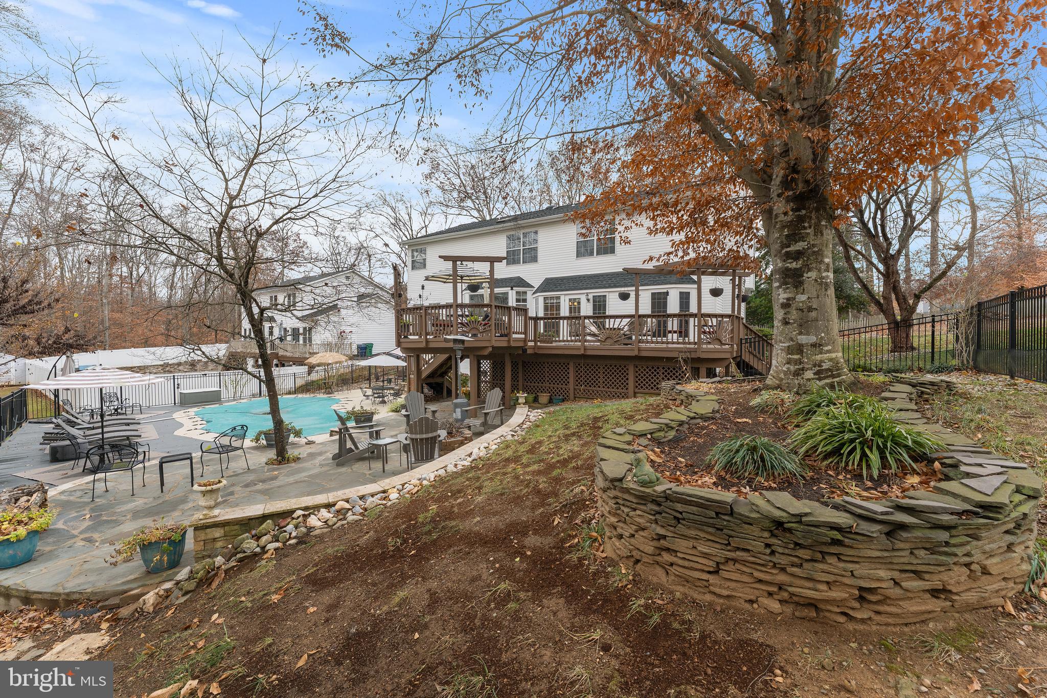 STONE HILL ESTATES - Residential