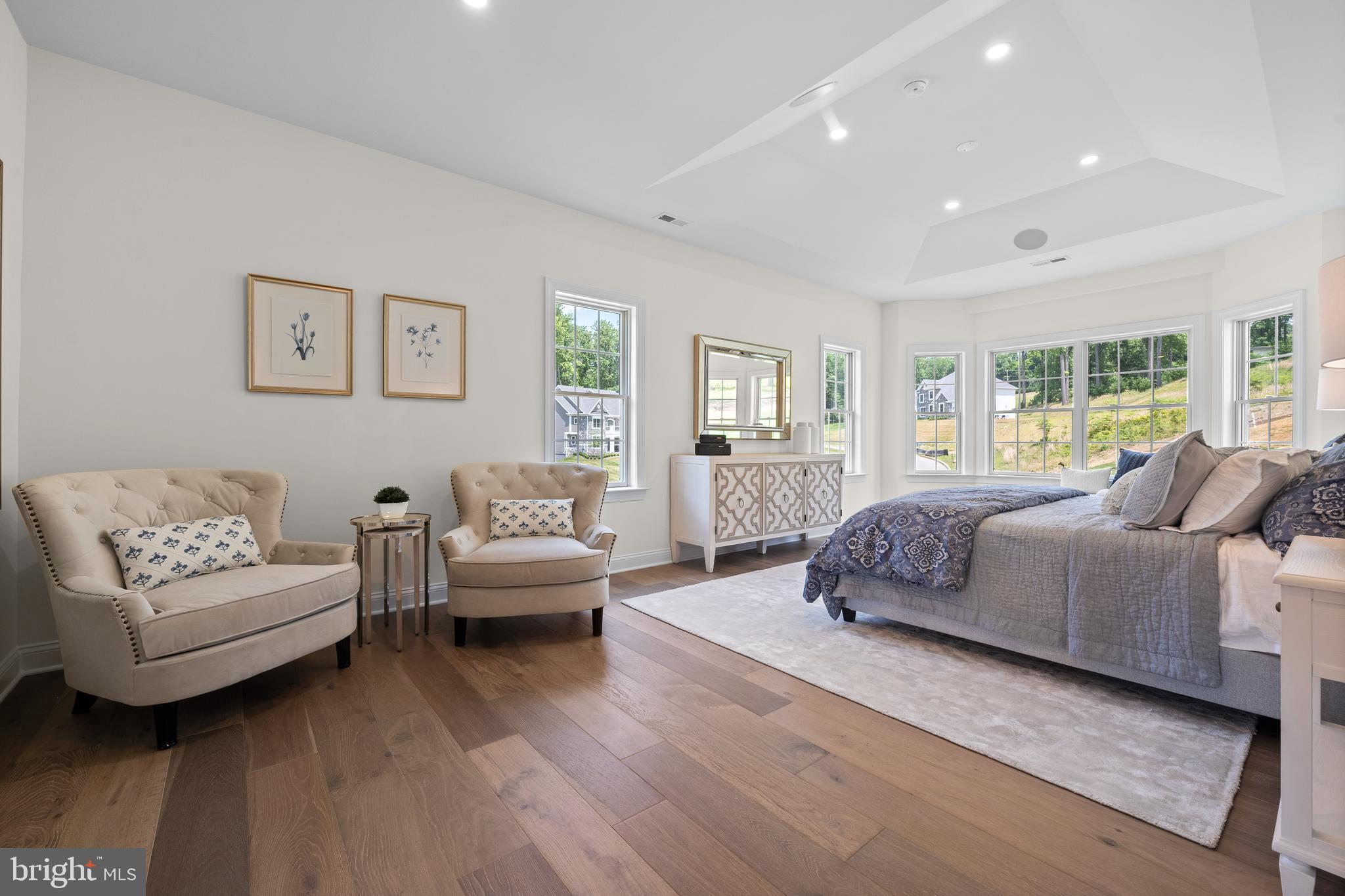 VILLAGE OF FOUR SEASONS - Residential