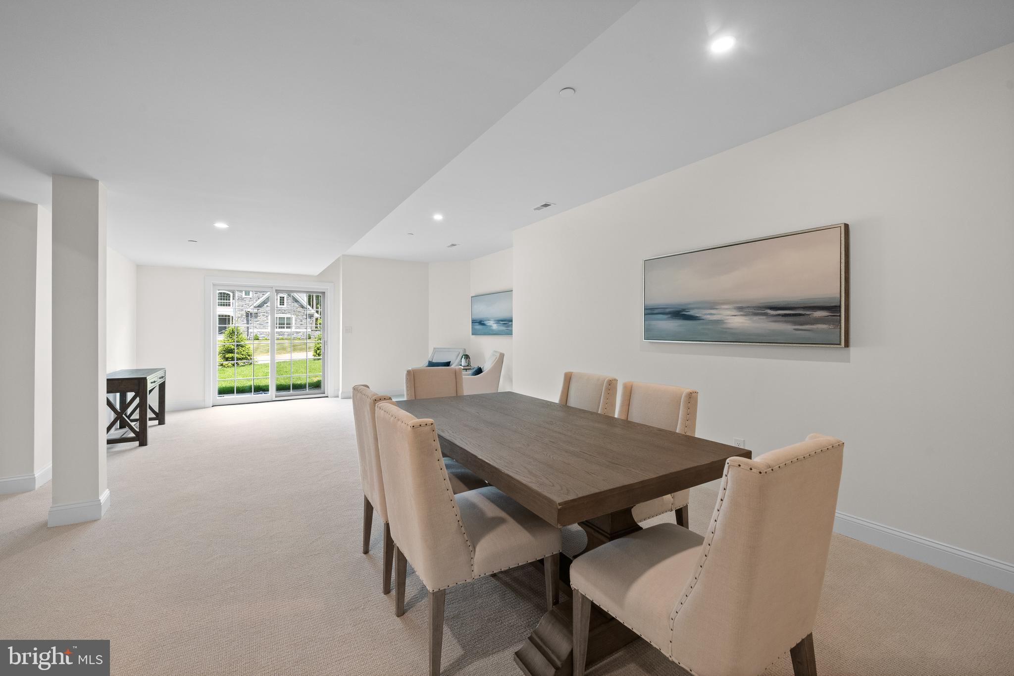 VILLAGE OF FOUR SEASONS - Residential