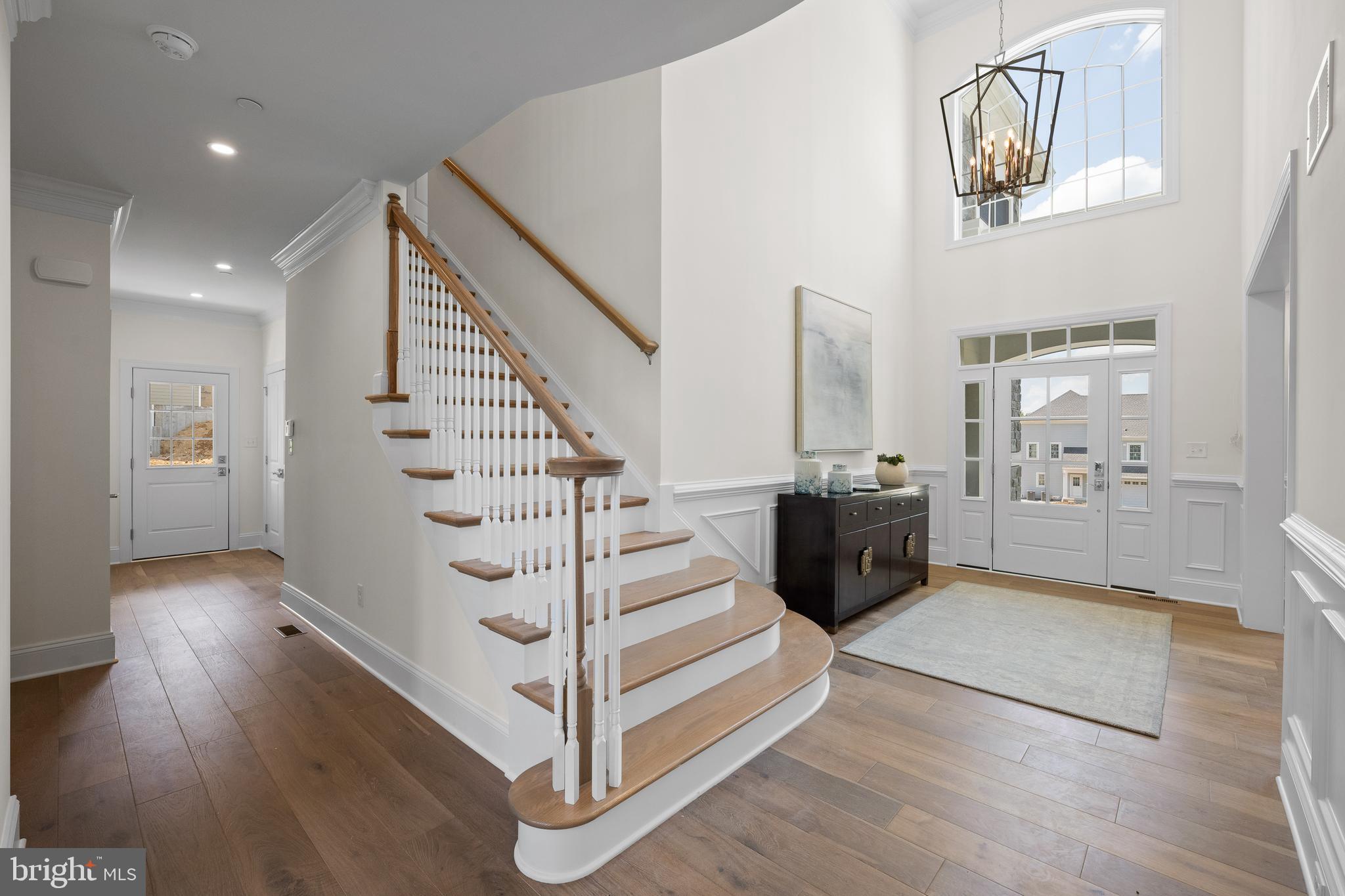 VILLAGE OF FOUR SEASONS - Residential