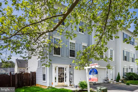 MLS: DCDC2173430