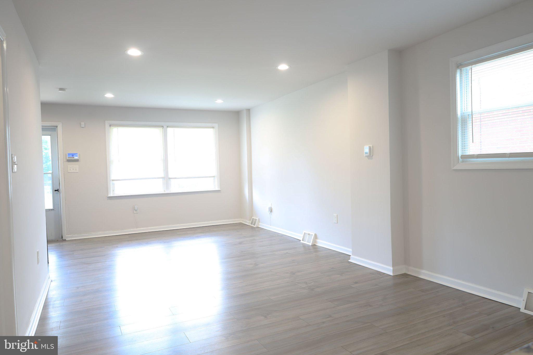 SHARON HILL - Residential