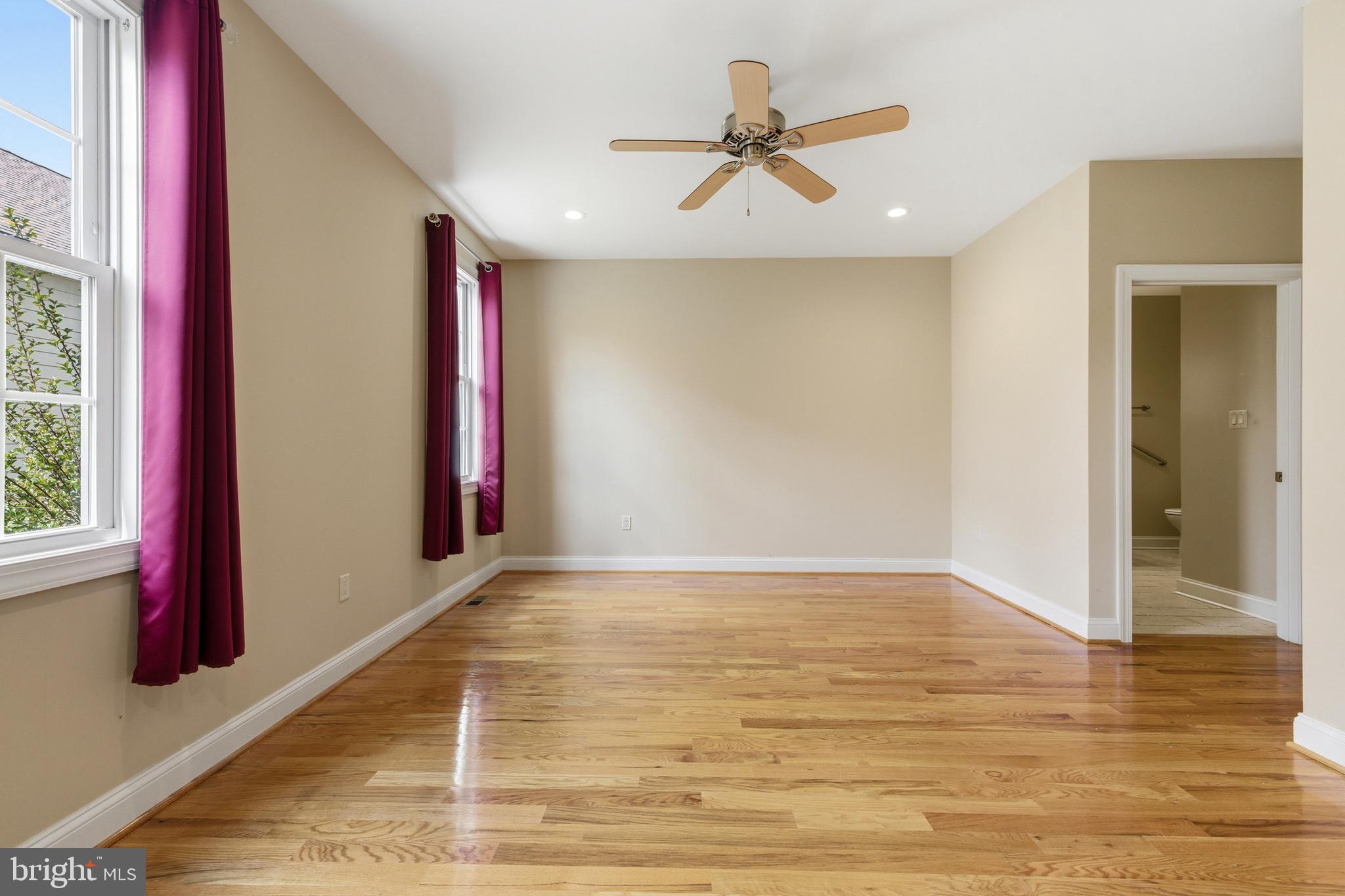 HISEY PARK - Residential