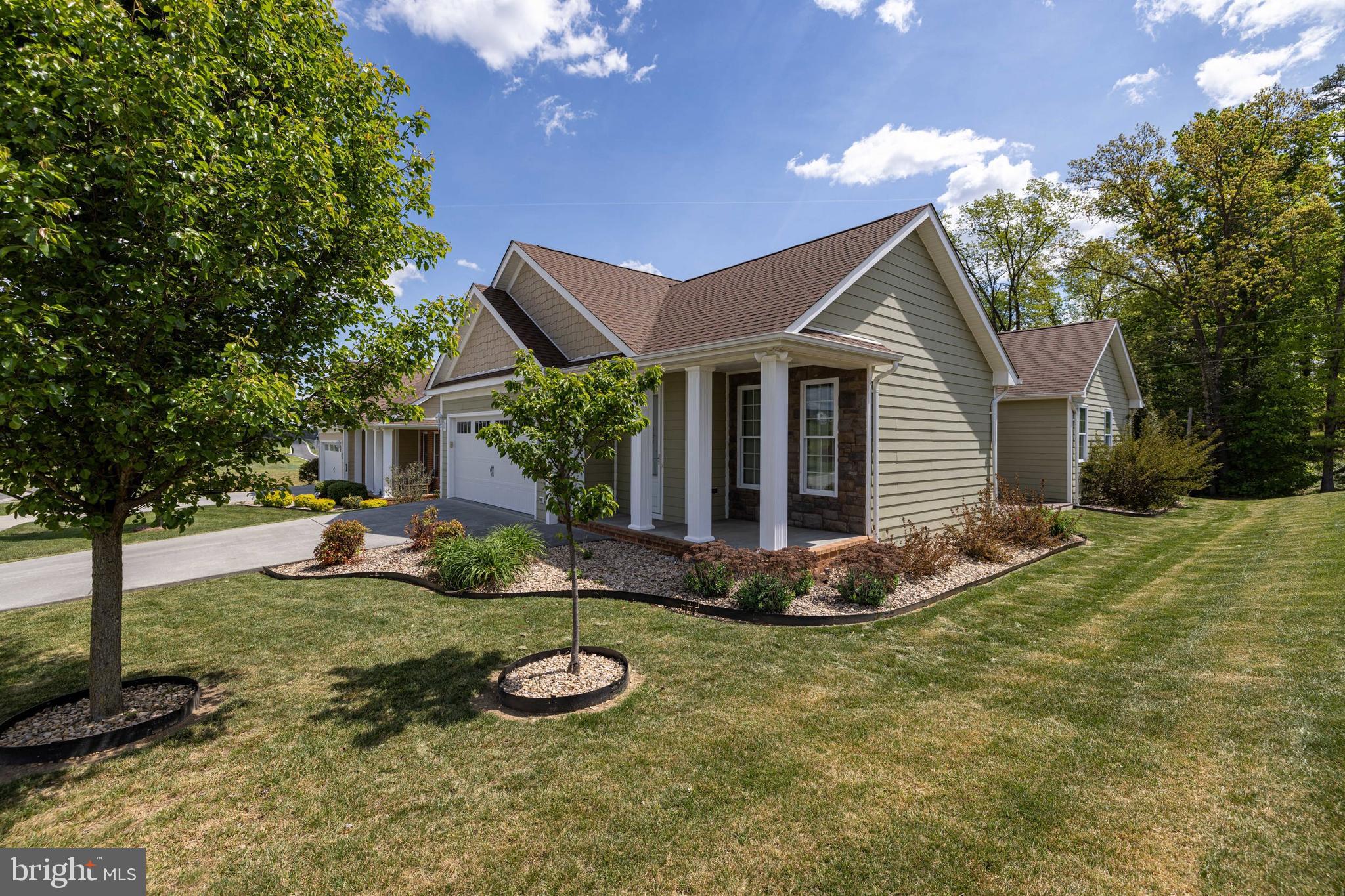 HISEY PARK - Residential