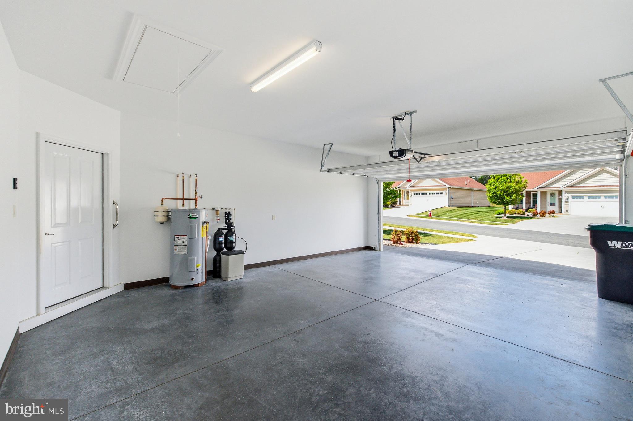 HISEY PARK - Residential