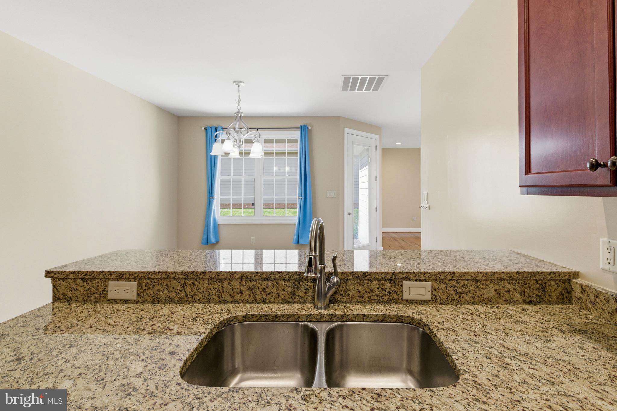 HISEY PARK - Residential