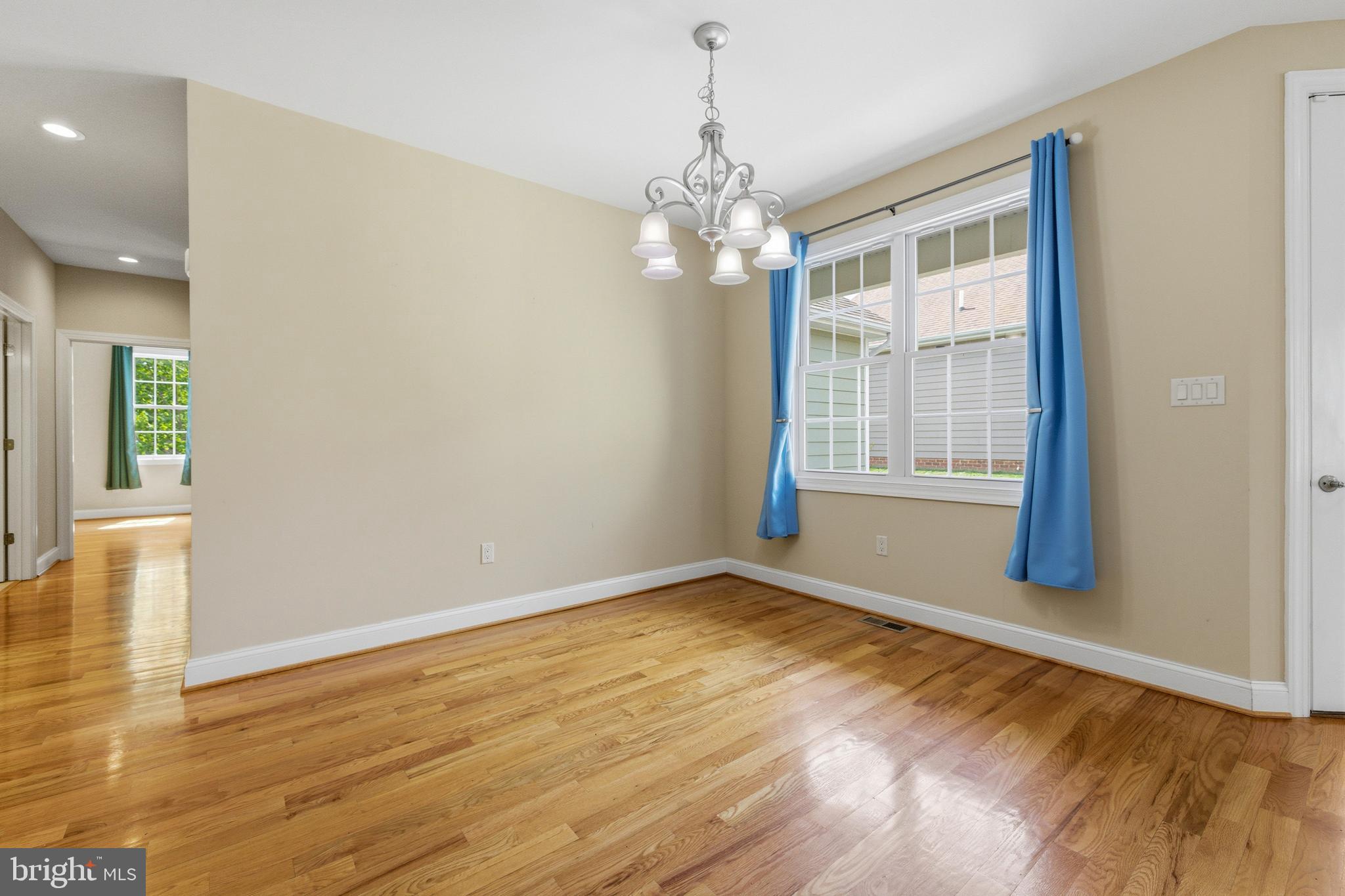 HISEY PARK - Residential