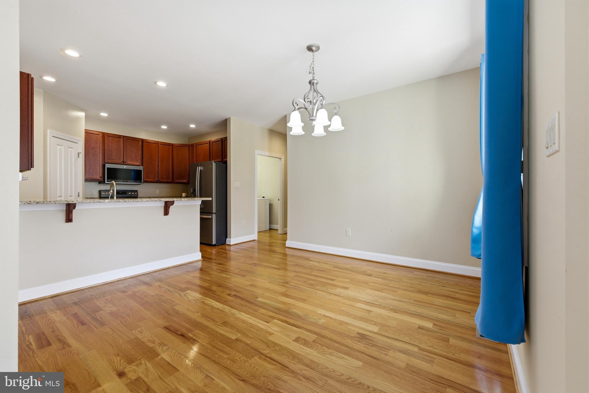 HISEY PARK - Residential
