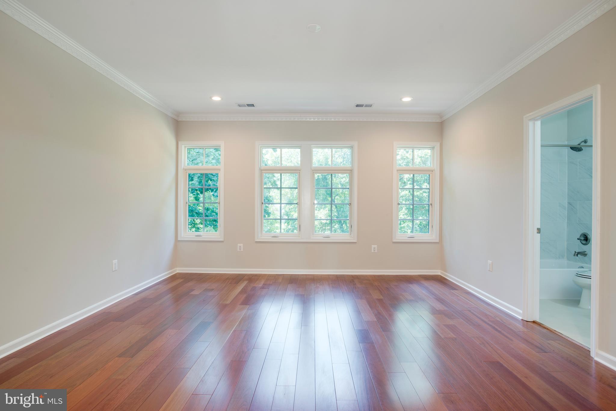 WEST FALLS CHURCH - Residential