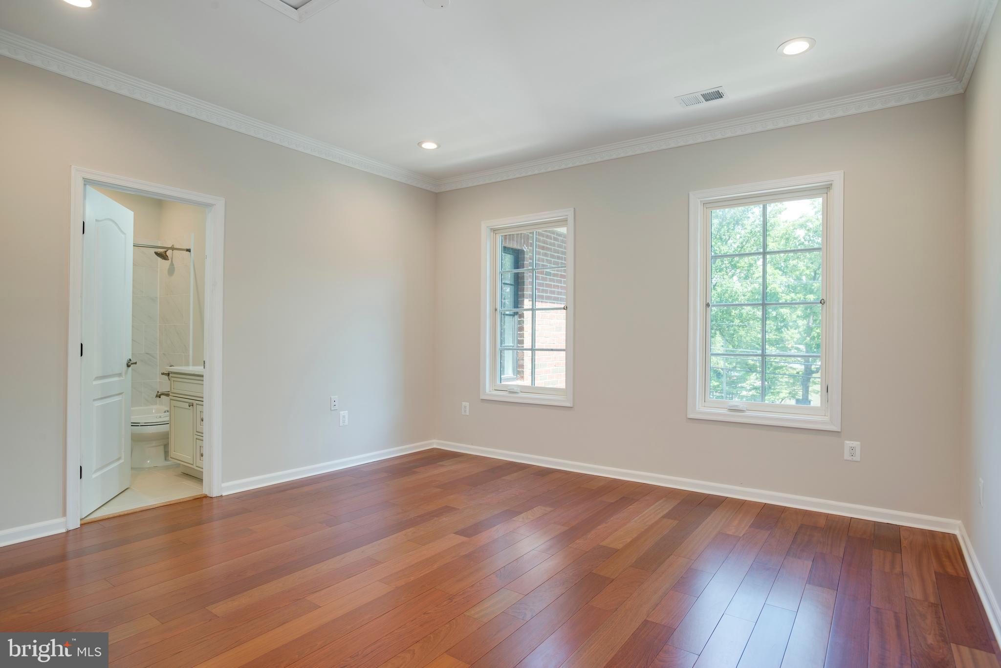 WEST FALLS CHURCH - Residential