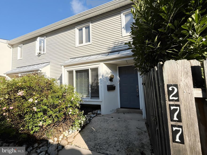 Welcome to 277 W Chelsea Circle, a thoughtfully updated residence in the heart of Newtown Square. This 2-bedroom, 1.5-bathroom home offers 1,350 square feet of comfortable living space and blends convenience with modern touches throughout.
Step inside to find a bright and inviting living room with large windows that fill the space with natural light, highlighted by warm-toned floors that create an inviting atmosphere. The open flow leads to the dining area, which connects seamlessly to the private fenced-in patio—perfect for outdoor dining, morning coffee, or simply enjoying your own green space.
The updated kitchen features contemporary finishes, ample cabinetry, and efficient design, making meal preparation both stylish and functional. Upstairs, you’ll find two spacious bedrooms with generous closets, offering comfort and flexibility for restful nights or a versatile home office setup. The full bathroom is conveniently located between the bedrooms, while the main level includes a practical half bath for guests.
This home offers more than just indoor comfort—residents enjoy access to a community pool and clubhouse, creating opportunities to relax and socialize close to home. Off-street parking adds everyday convenience, while the property’s central location places you near the Town Center at Ellis Preserve, where shopping, dining, and entertainment are all within easy reach. Additionally, its position provides access to local public and private schools, making it an ideal location for those seeking both comfort and connectivity.
277 W Chelsea Circle presents a rare opportunity to own a well-maintained home with thoughtful updates, outdoor living space, and sought-after community amenities in a prime Newtown Square location. Schedule a showing today and see everything this home has to offer!