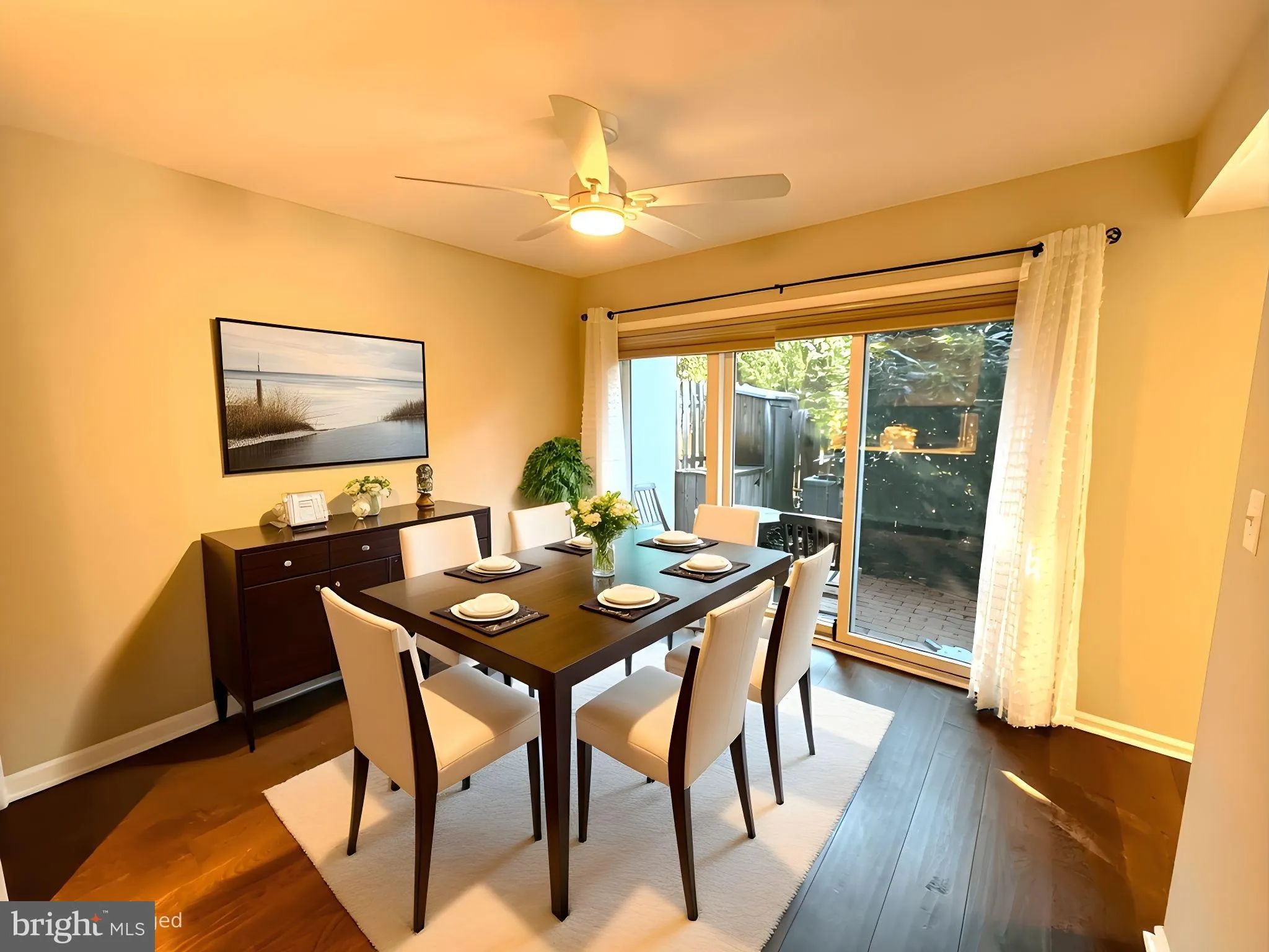 Newtown Square, Pennsylvania 19073, United States, 2 Bedrooms Bedrooms, ,2 BathroomsBathrooms,Residential,Active,222231