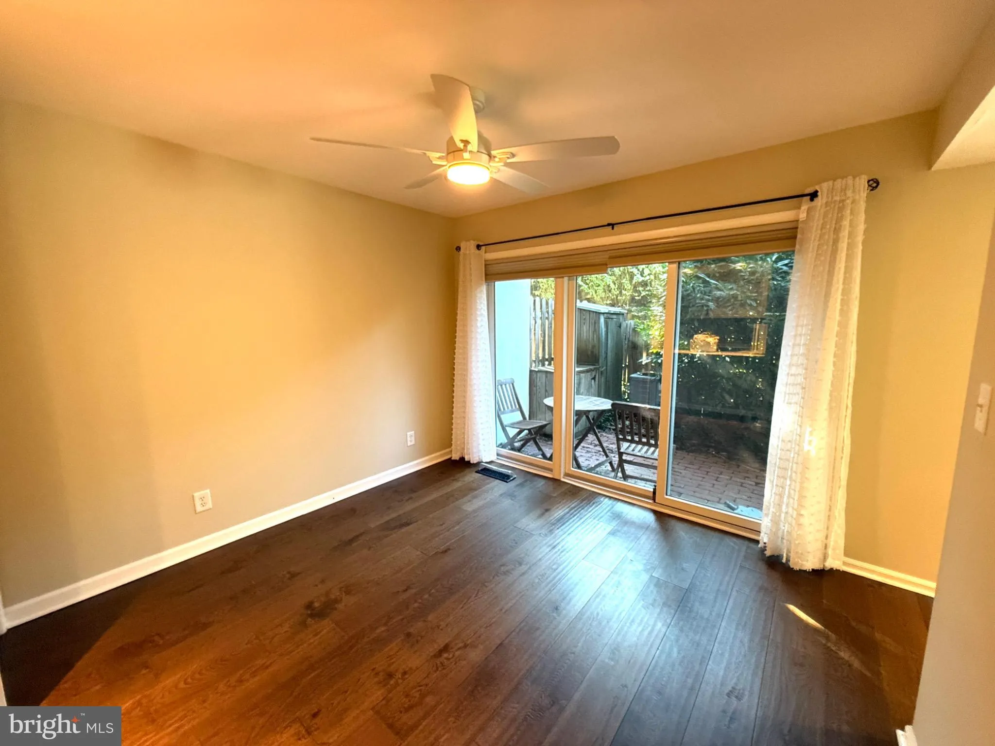 Newtown Square, Pennsylvania 19073, United States, 2 Bedrooms Bedrooms, ,2 BathroomsBathrooms,Residential,Active,222231