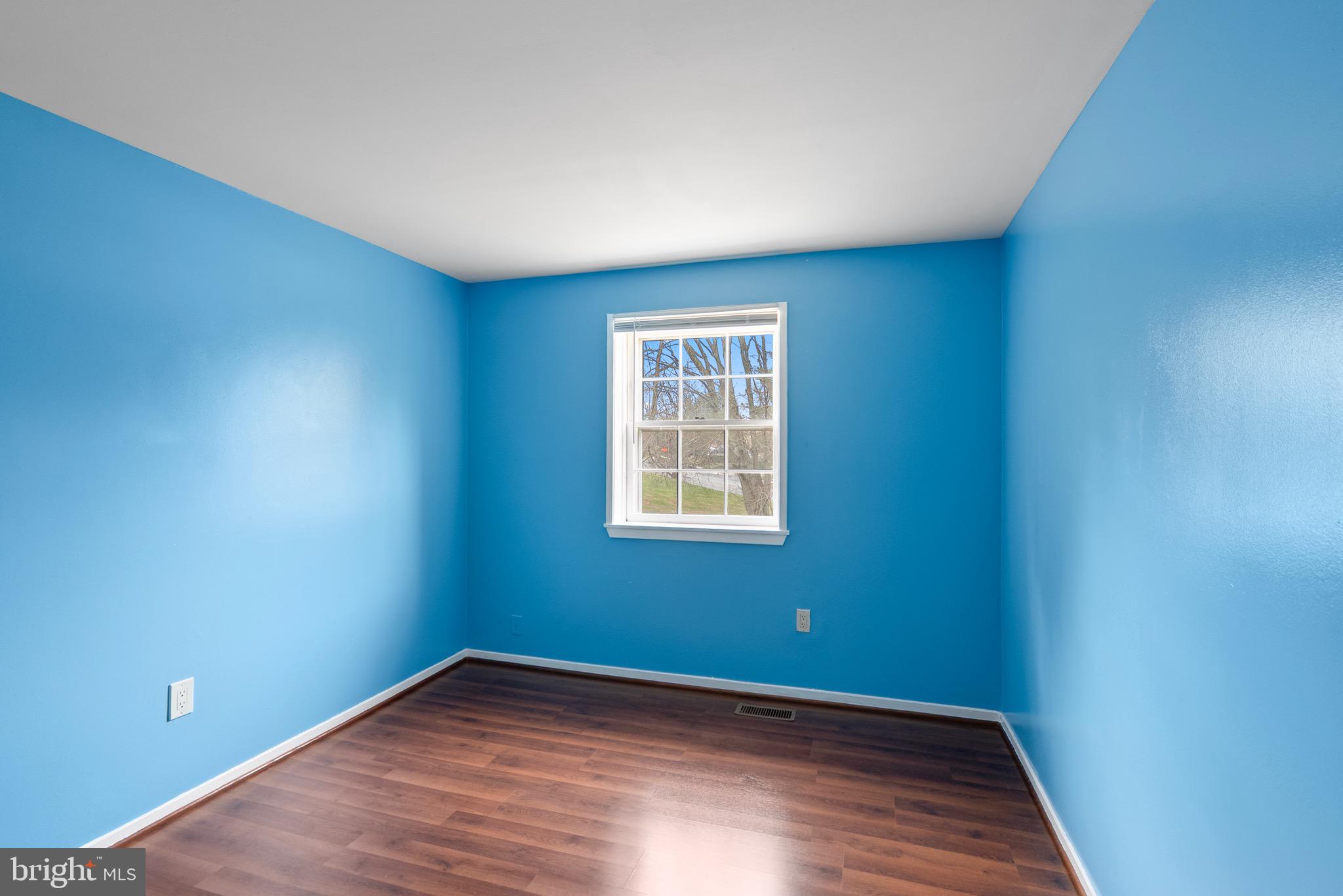 VILLAGE OF LONG REACH - Residential