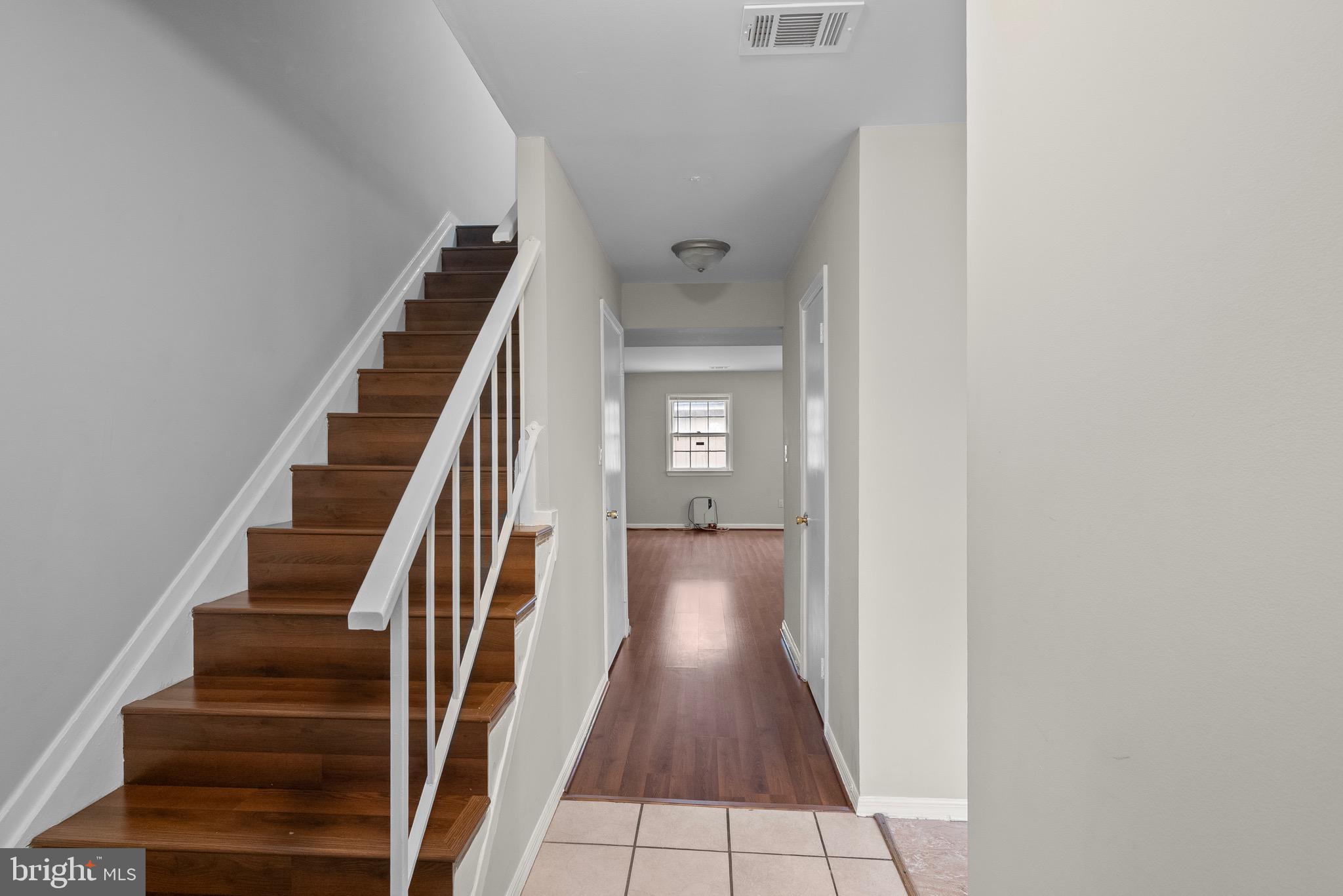 VILLAGE OF LONG REACH - Residential