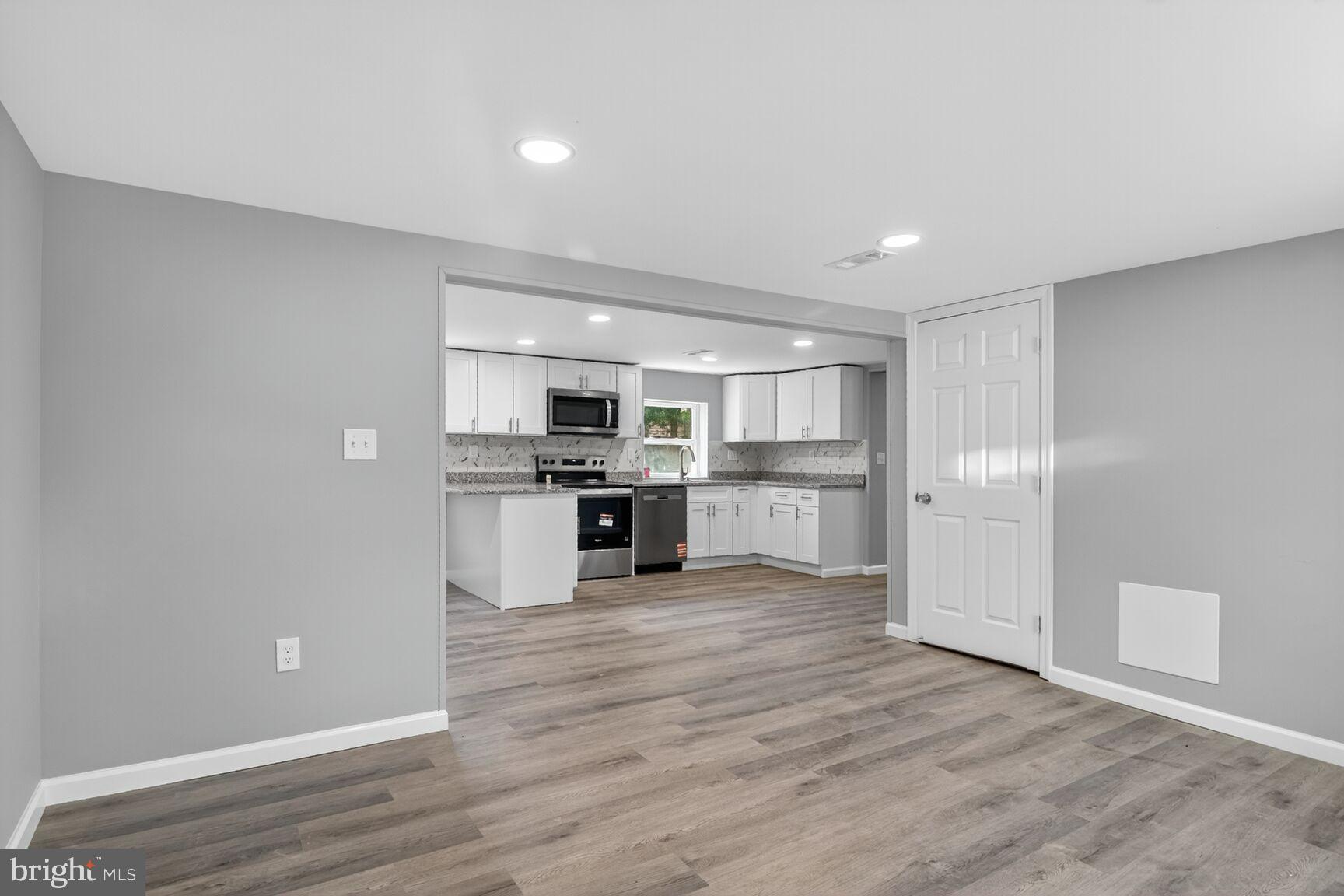 CARNEY/CUB HILL - Residential Lease