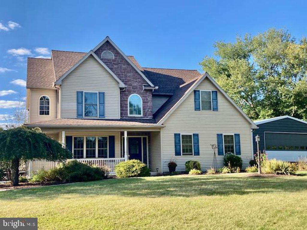 Photo of 125 Brunners Grove Road, REINHOLDS, PA 17569 (MLS # PALA2076616)