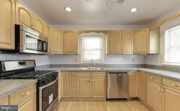 GR CAPITOL HEIGHTS - Residential