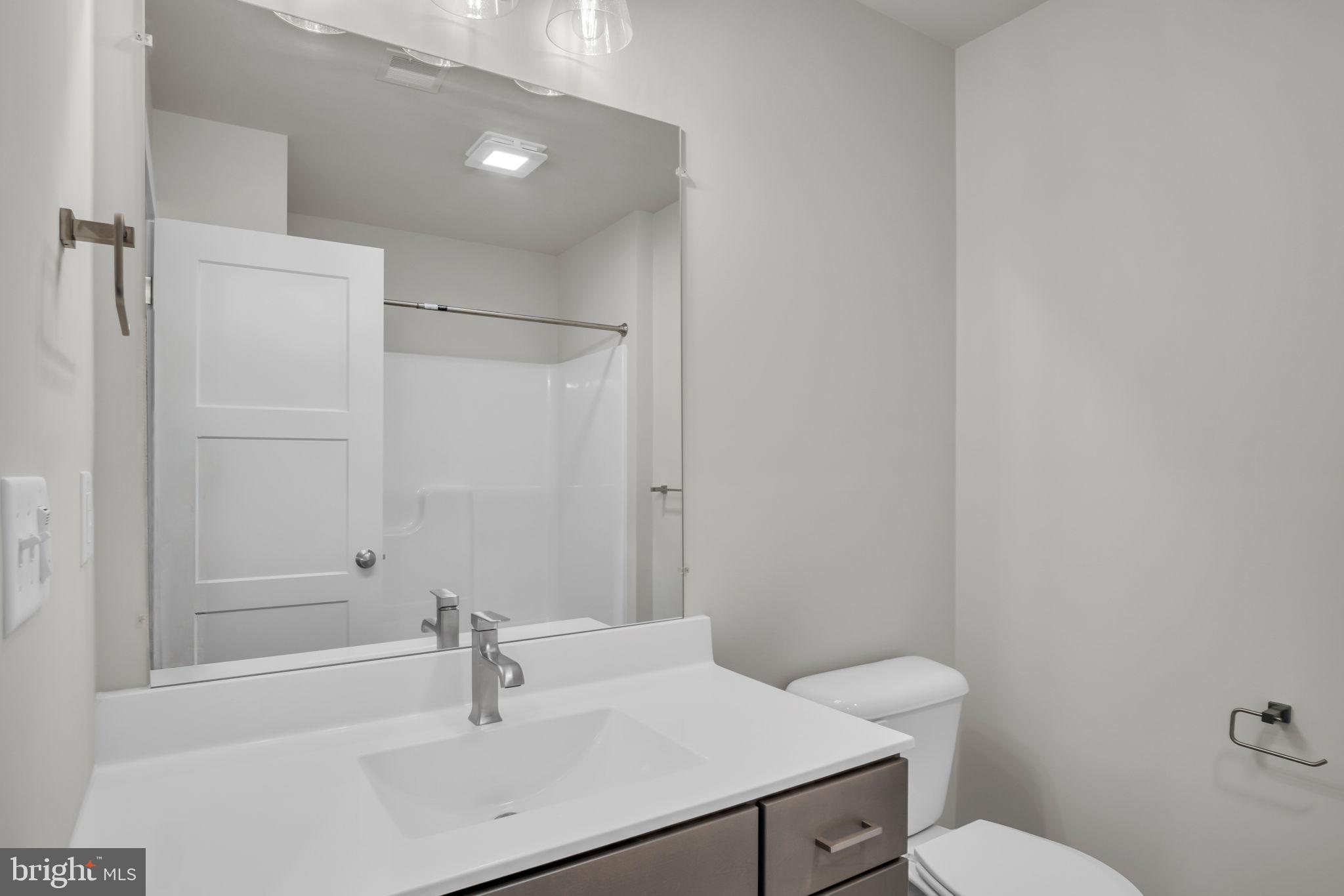 AUTUMN CHASE - Residential