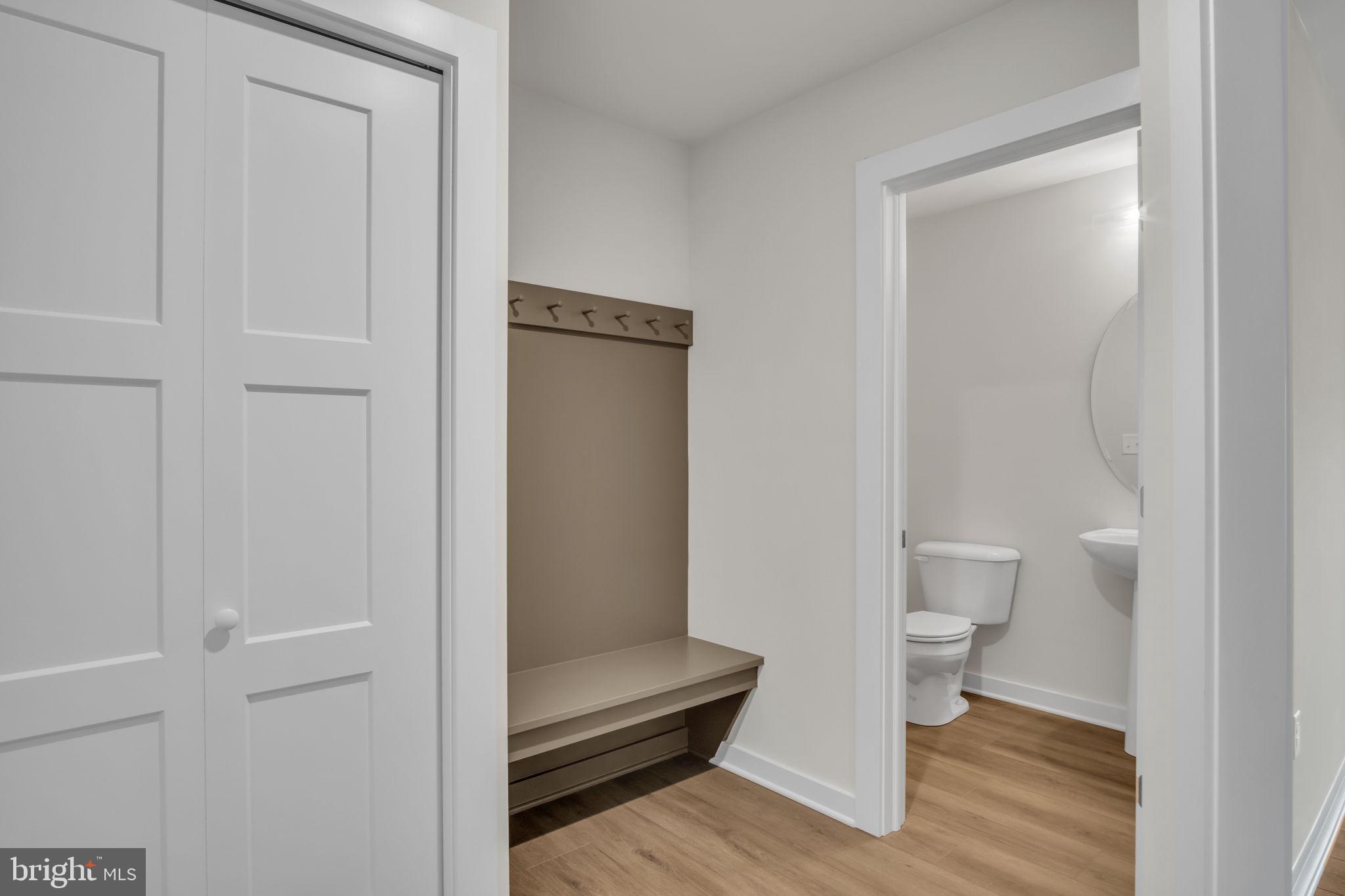 AUTUMN CHASE - Residential