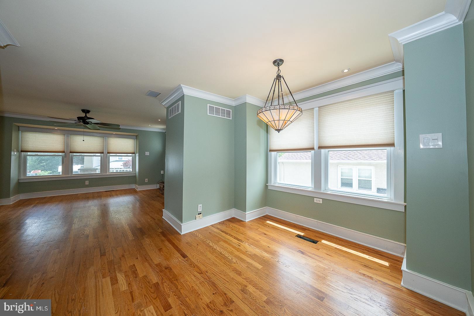 12 SUMMIT AVENUE