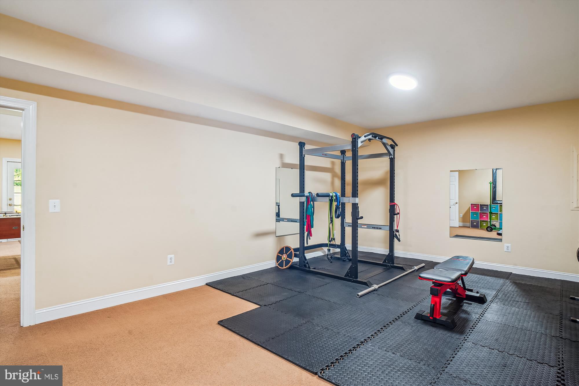 GOLF ESTATES - Residential Lease