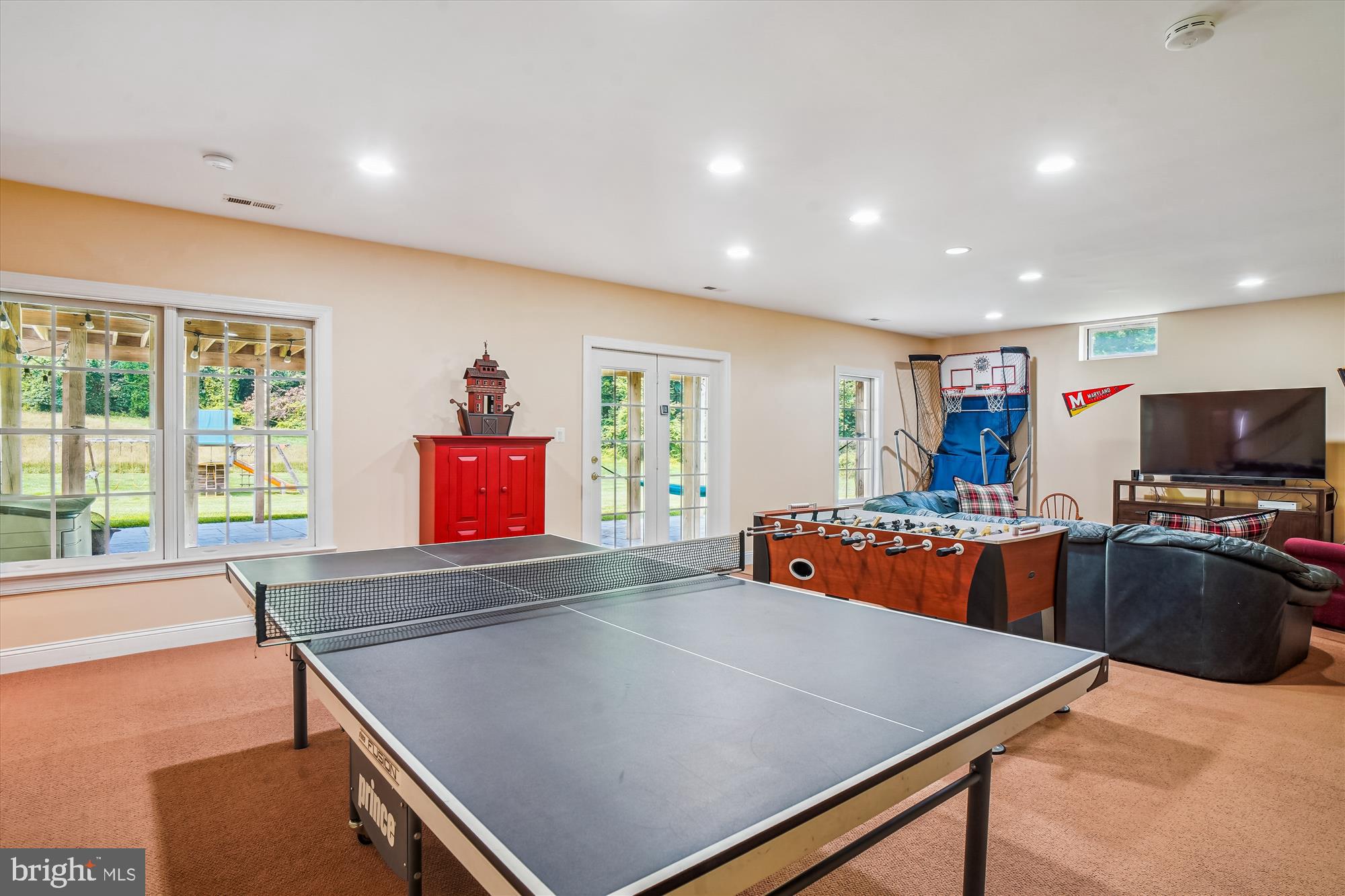 GOLF ESTATES - Residential Lease