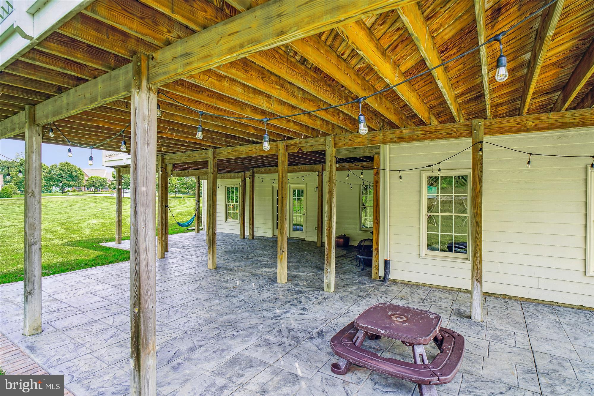 GOLF ESTATES - Residential Lease