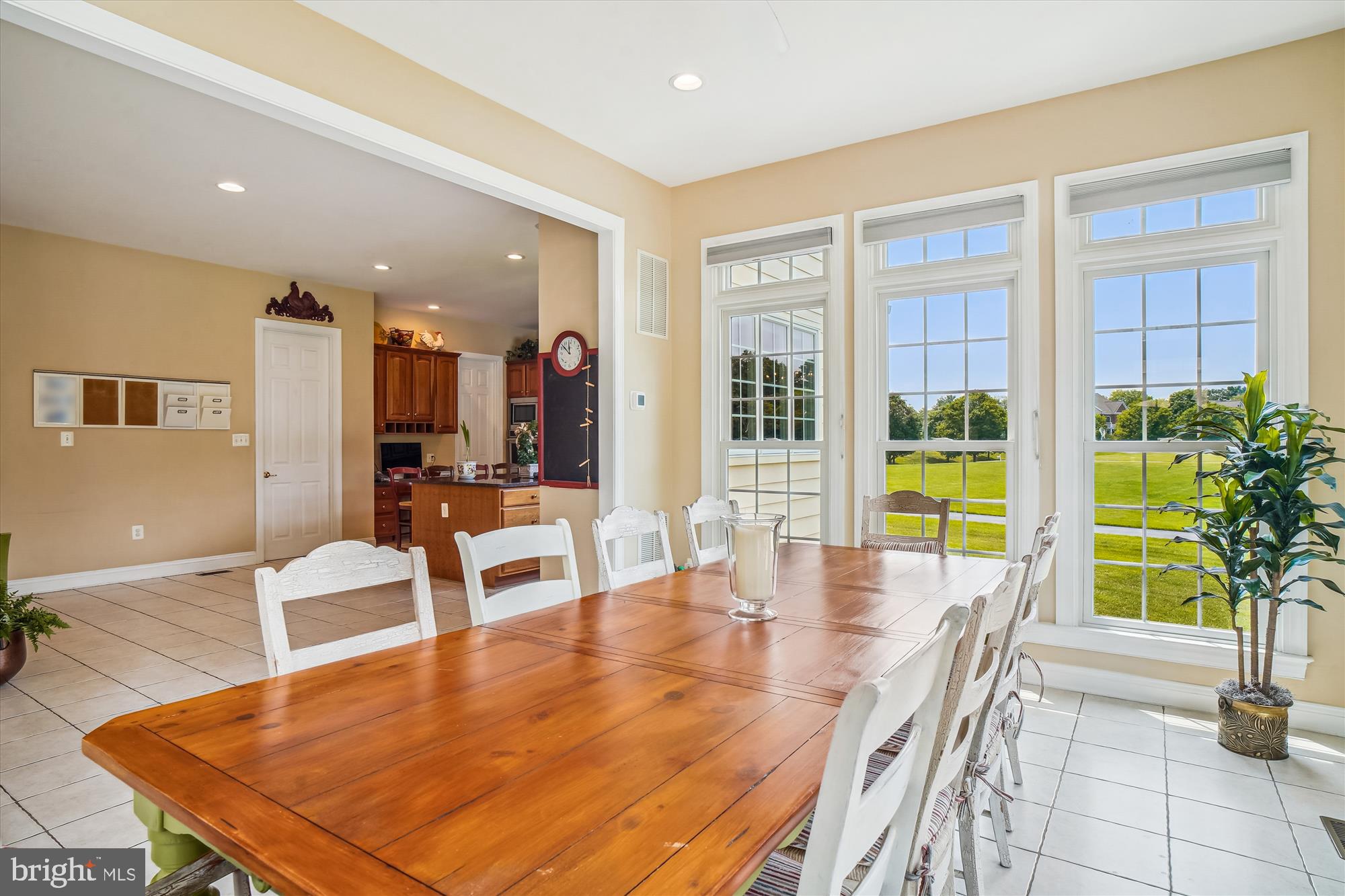 GOLF ESTATES - Residential Lease