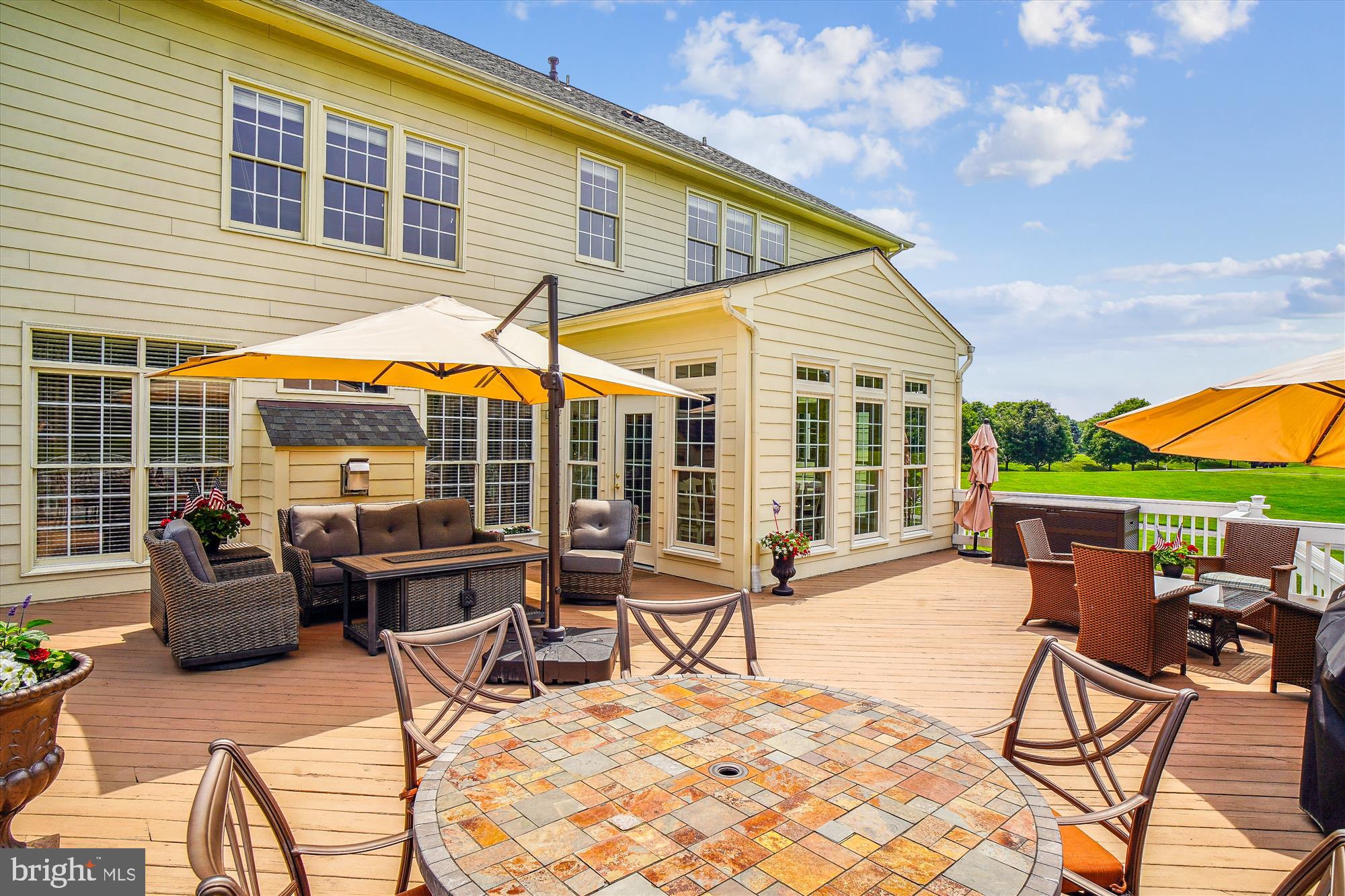 GOLF ESTATES - Residential Lease