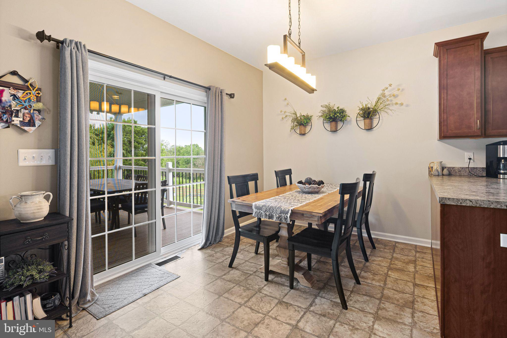 CEDAR MILL - Residential