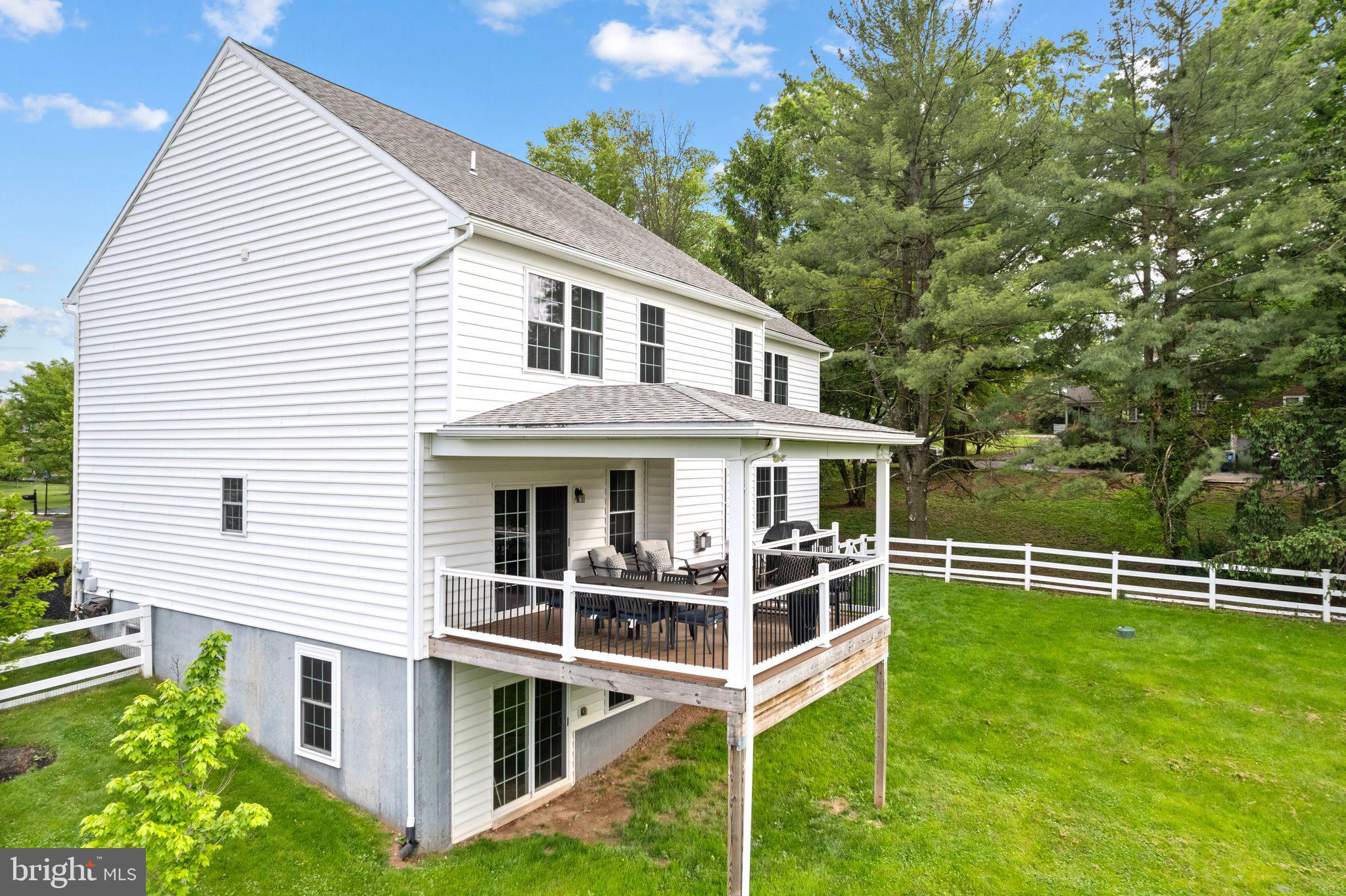 CEDAR MILL - Residential