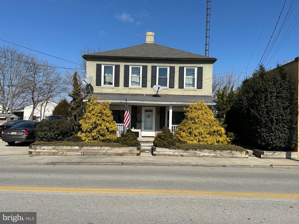 Photo of 209 N 3rd Street, HANOVER, PA 17331 (MLS # PAYK2098458)