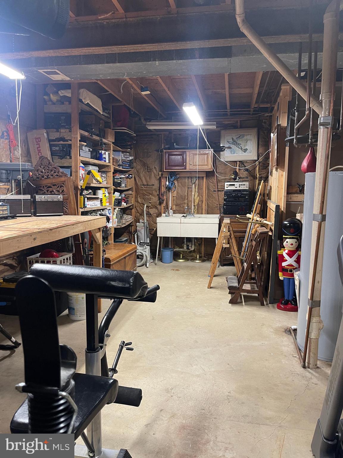 LAKE MONTCLAIR - Residential