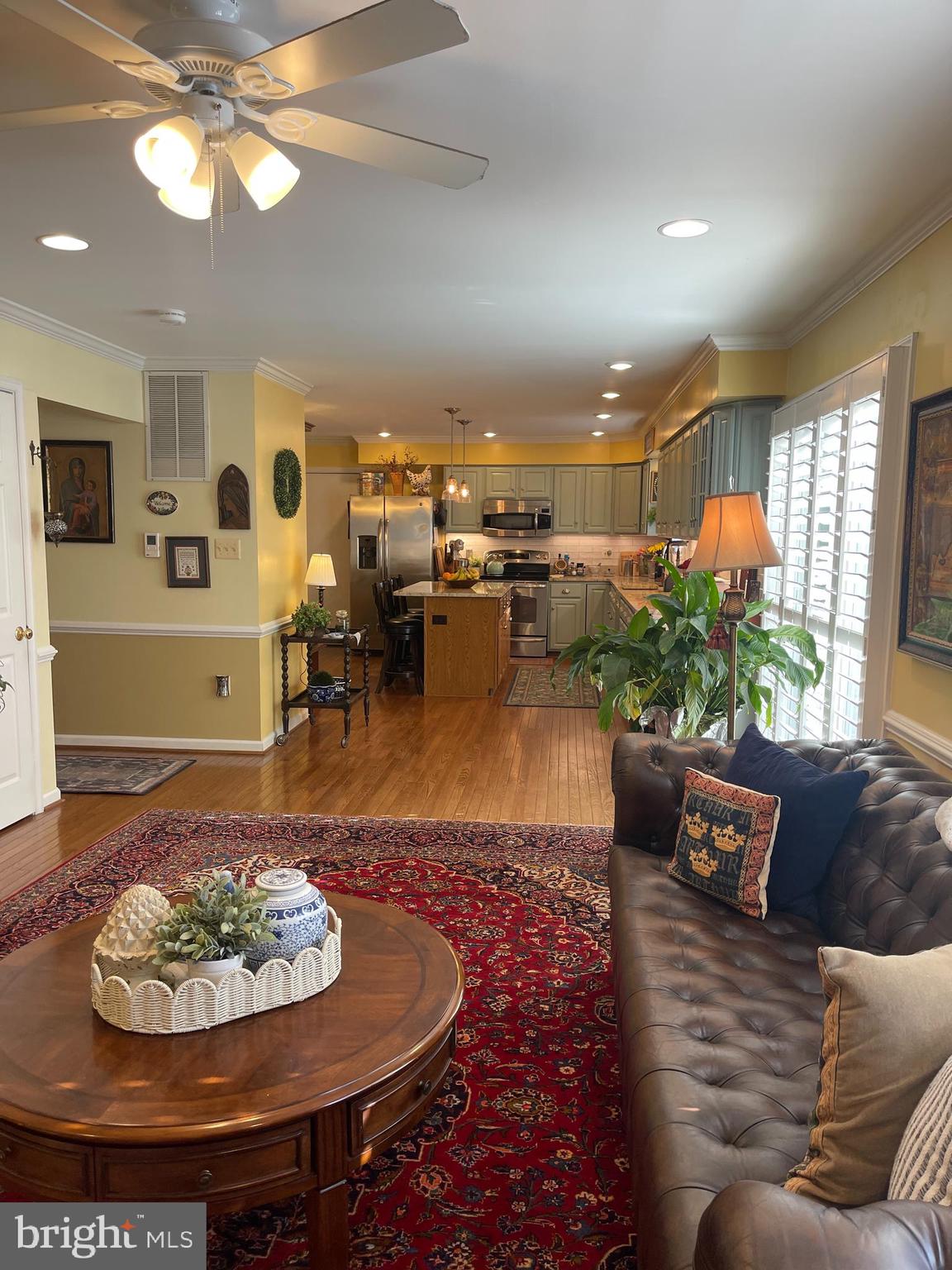 LAKE MONTCLAIR - Residential