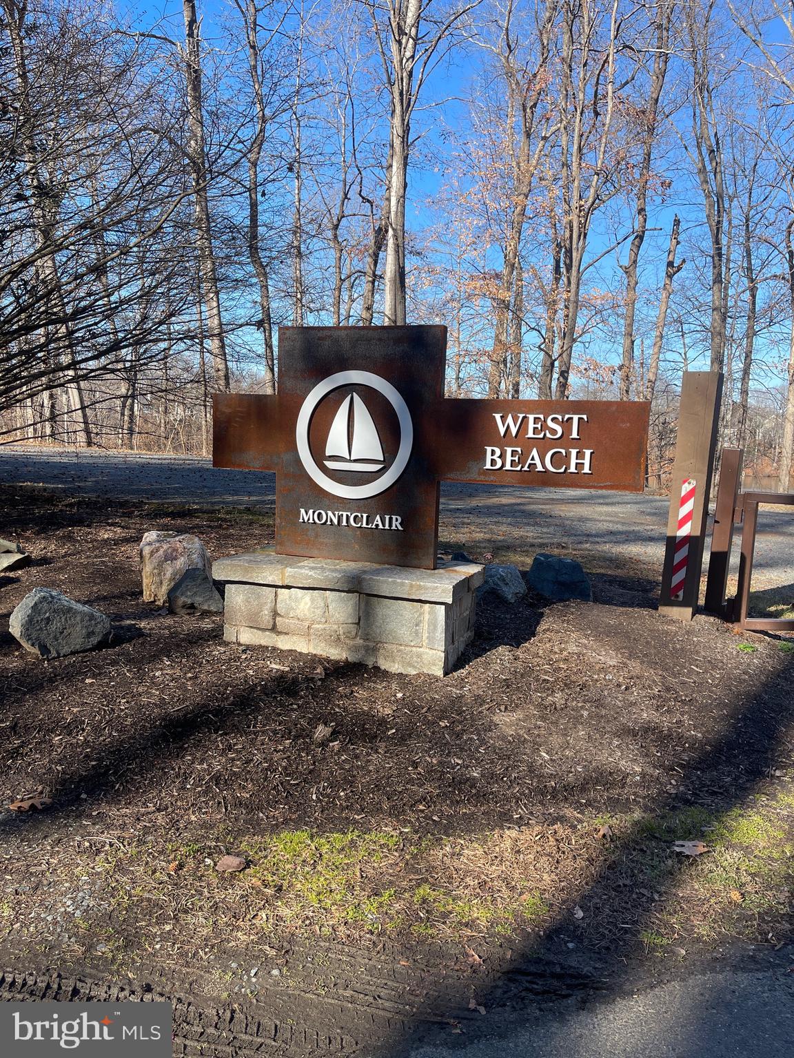 15794 BEACON HILL PLACE