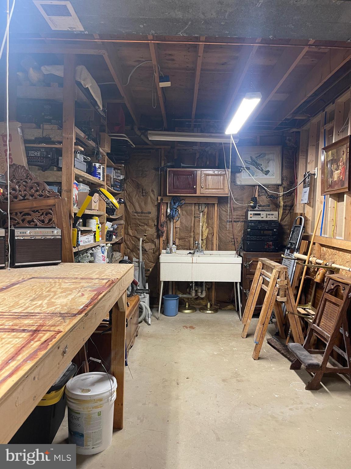 LAKE MONTCLAIR - Residential