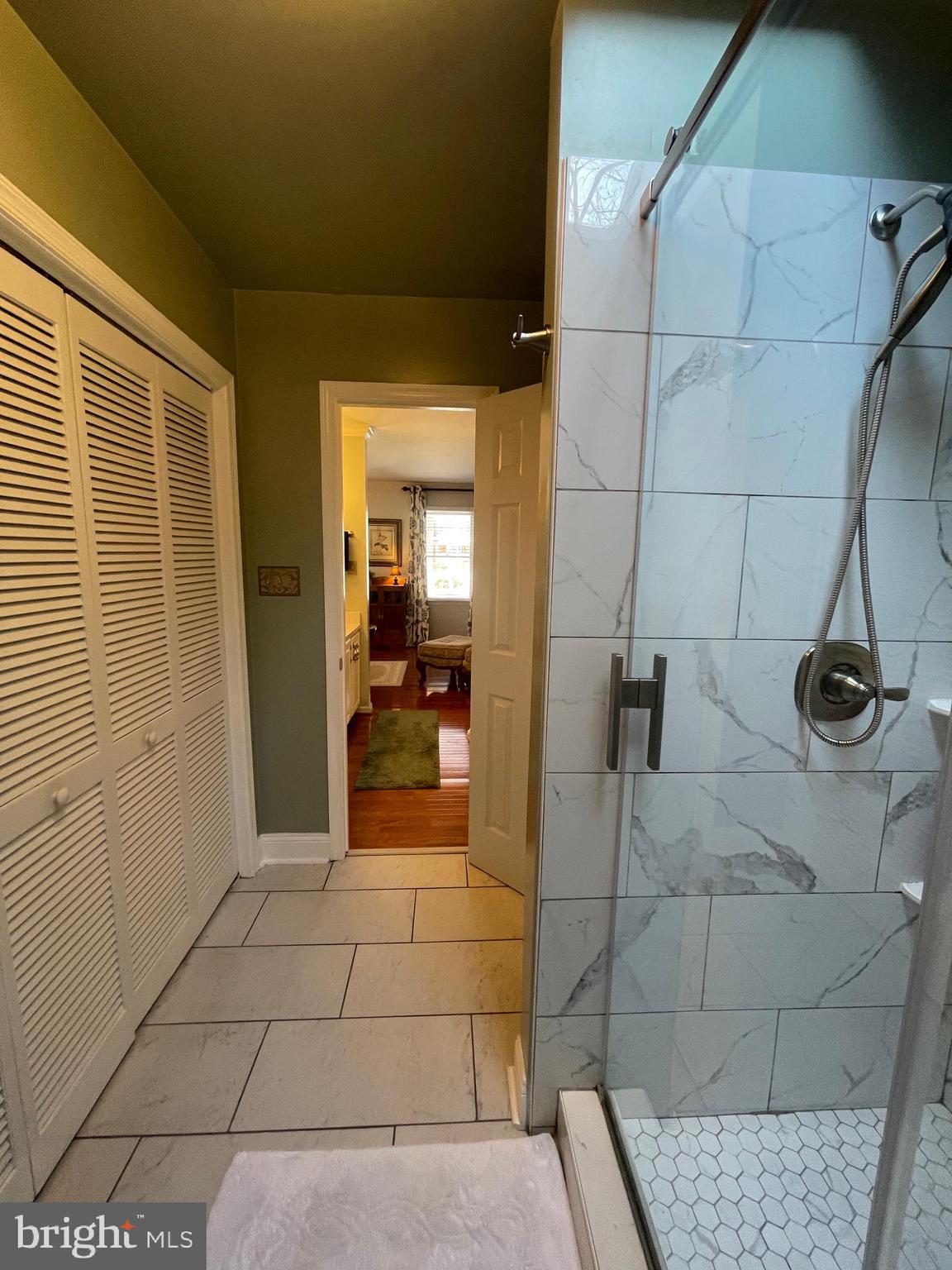 LAKE MONTCLAIR - Residential