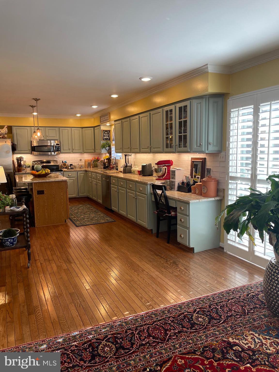 LAKE MONTCLAIR - Residential