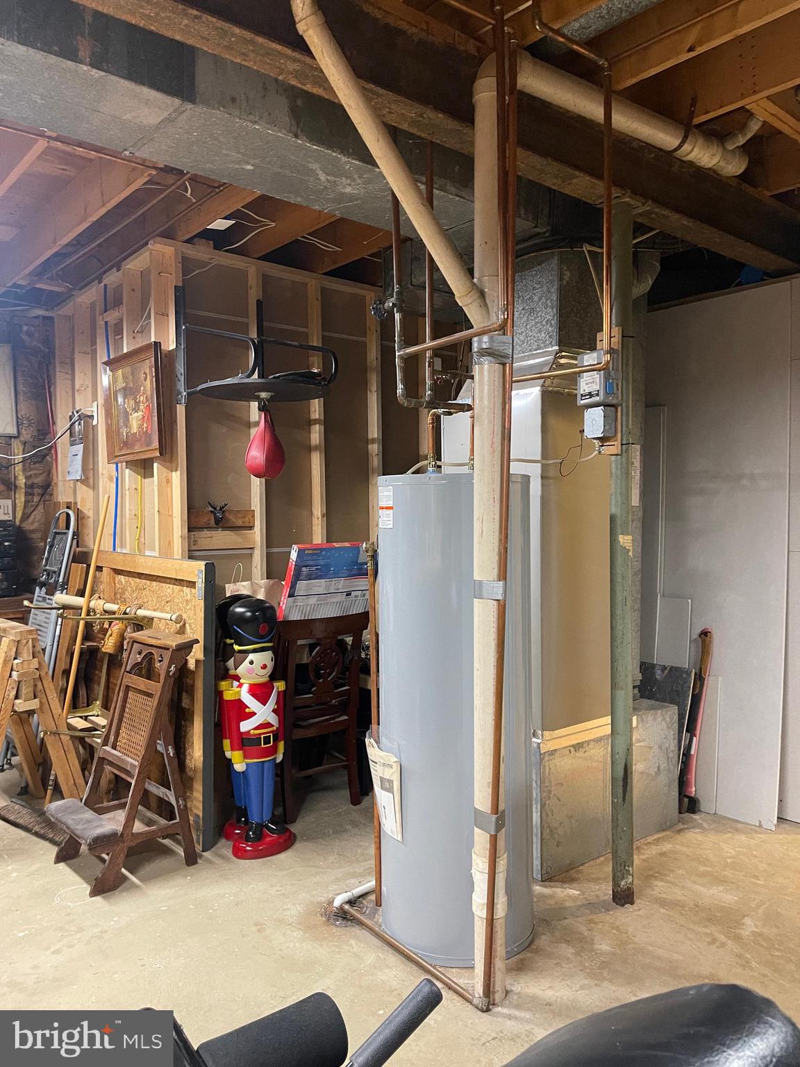 LAKE MONTCLAIR - Residential