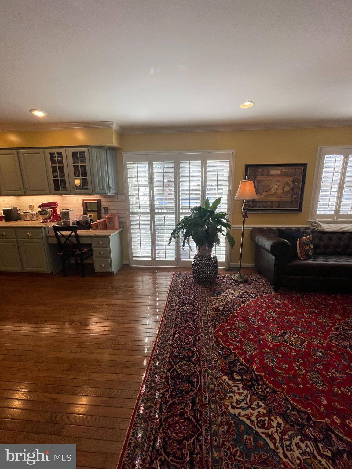 LAKE MONTCLAIR - Residential