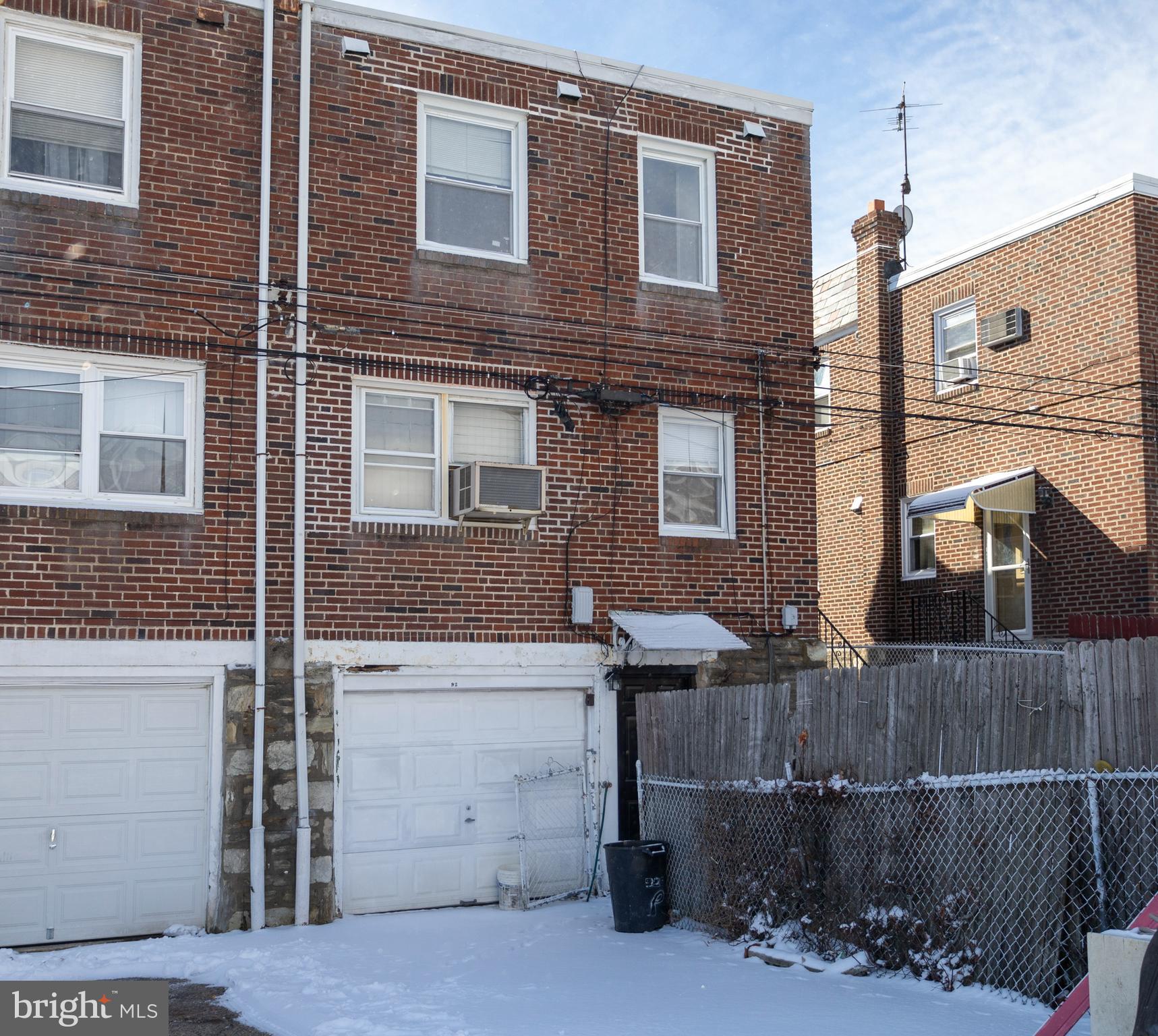 LAWNDALE - Residential