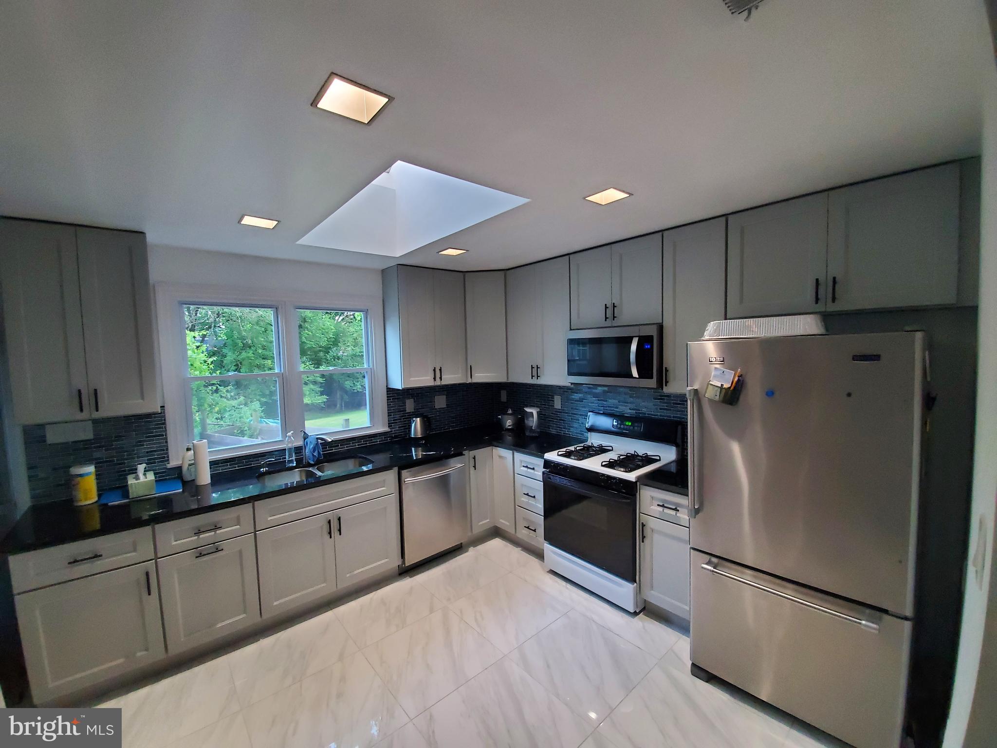 GLENMONT VILLAGE - Residential