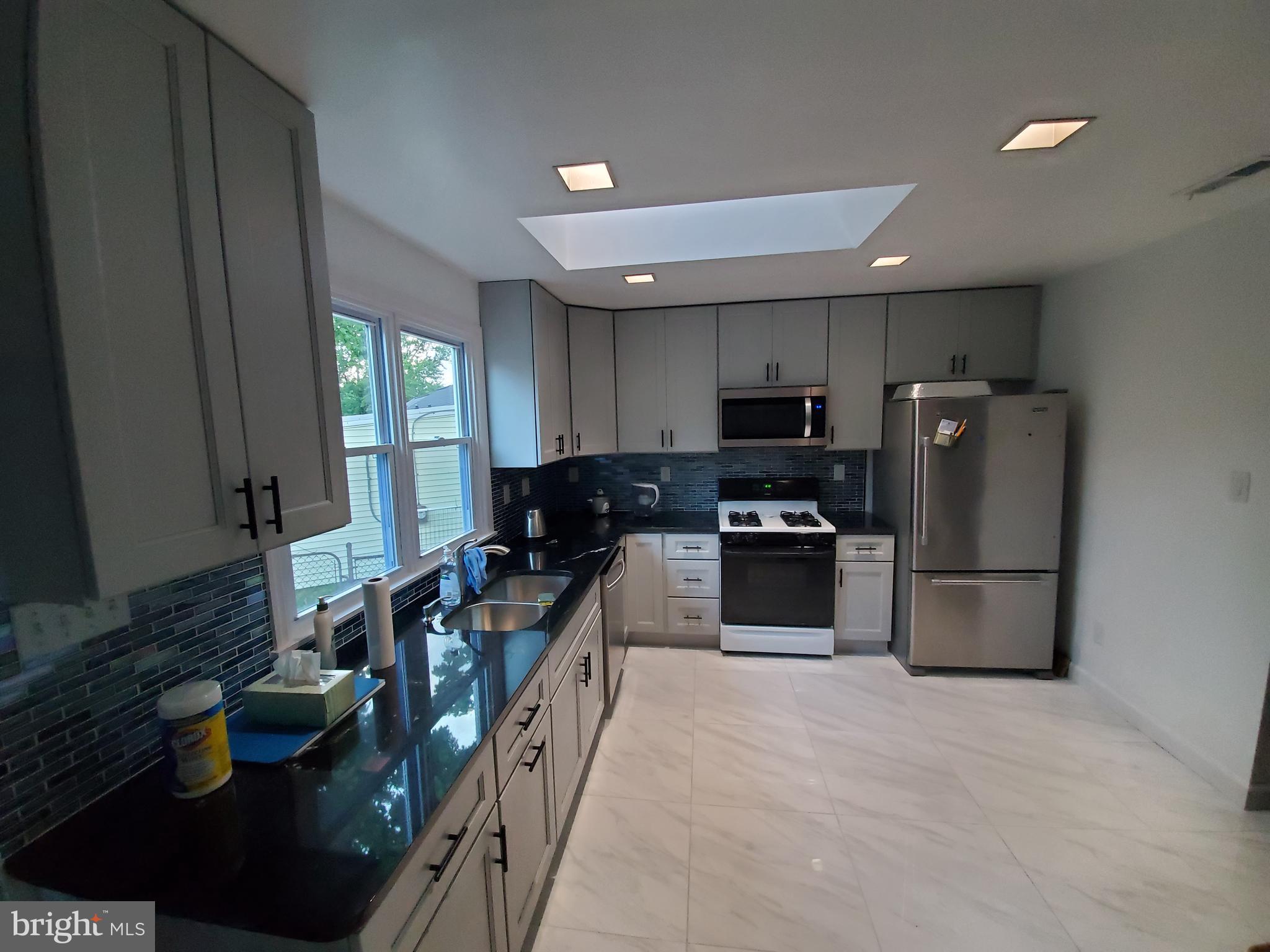 GLENMONT VILLAGE - Residential