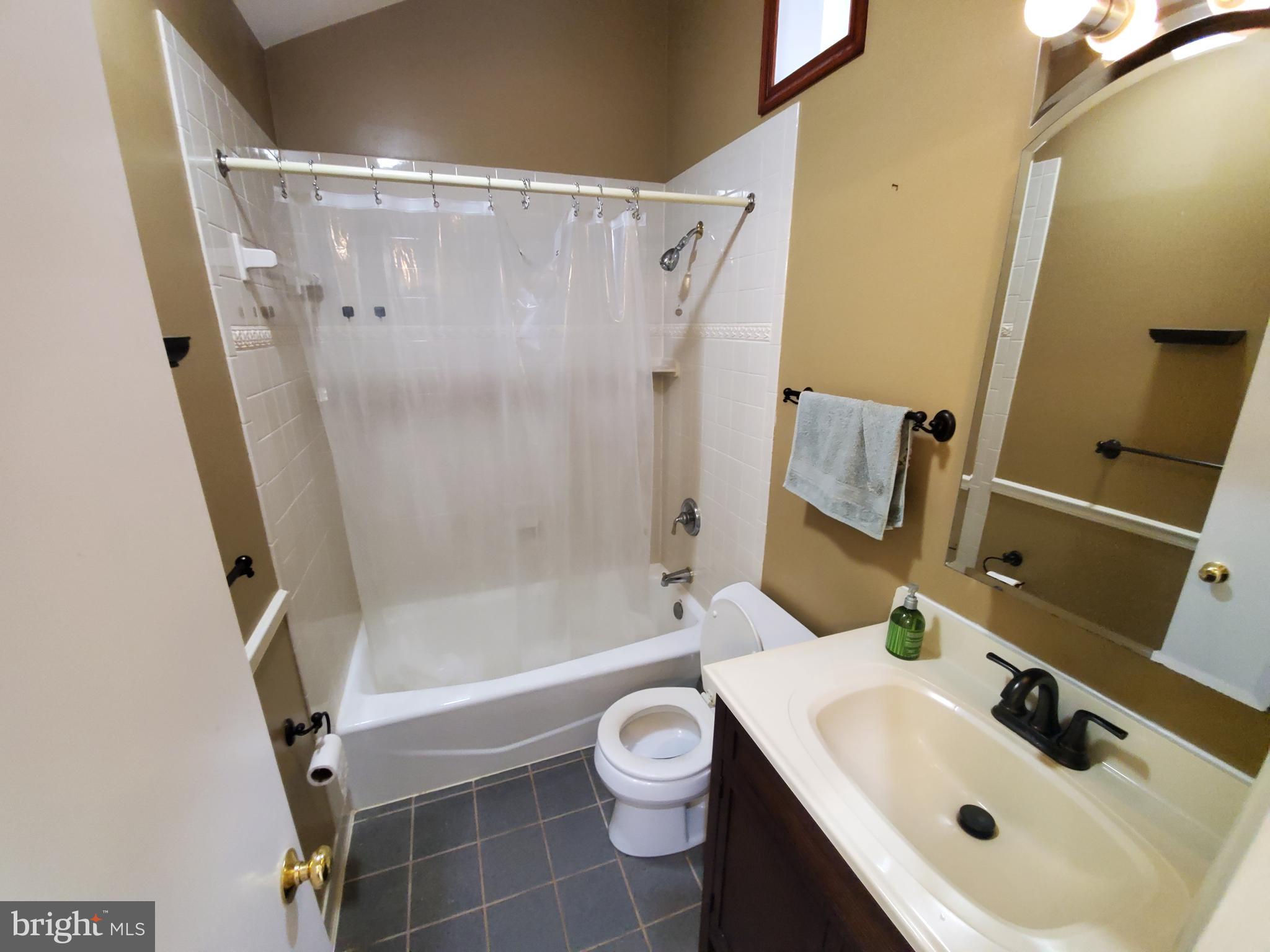 GLENMONT VILLAGE - Residential