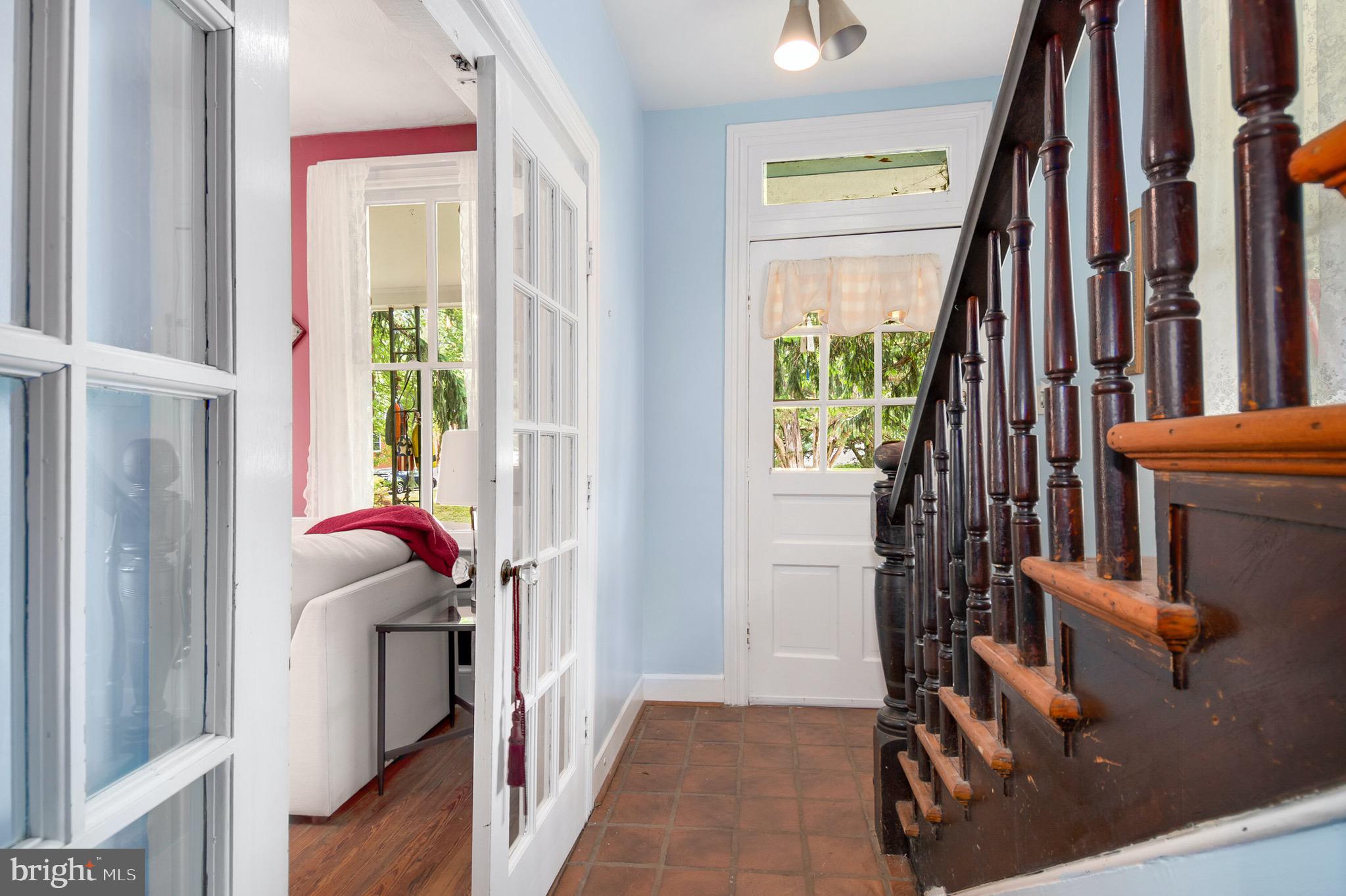 CHARLTON HEIGHTS - Residential